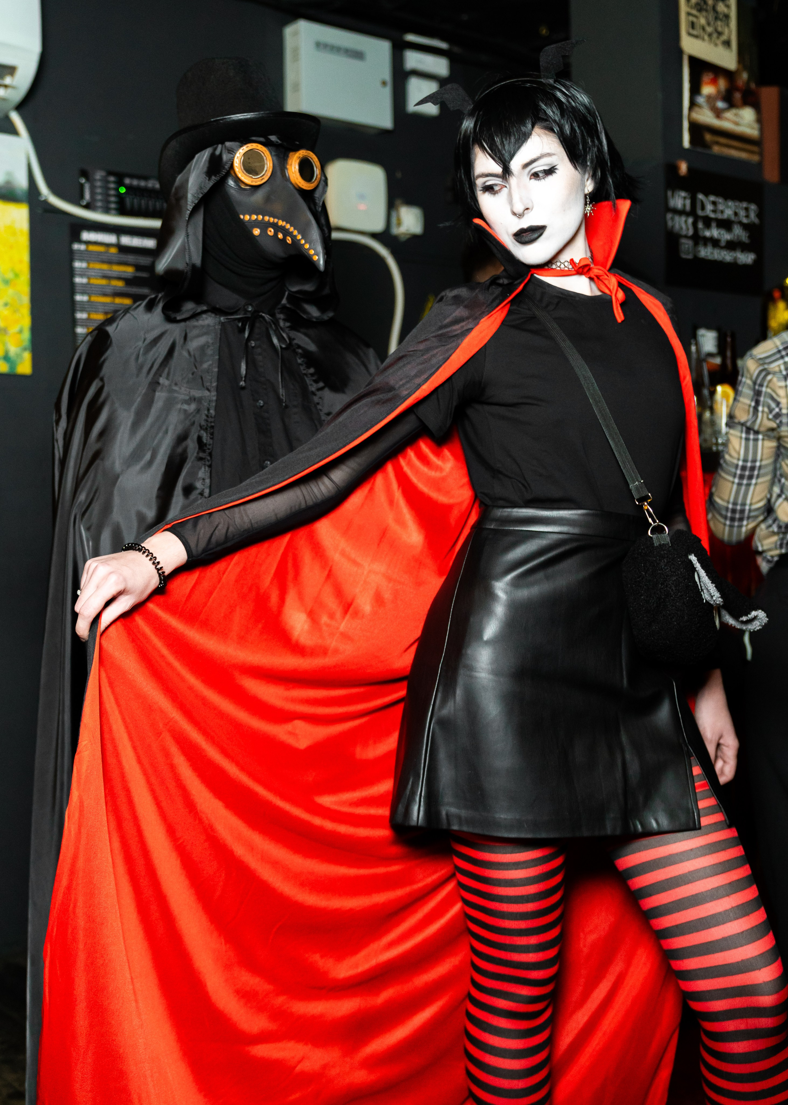 Helloween. Хэллоуин в баре Дебошир Санкт-Петербург. Halloween at the Debaser Bar in St. Petersburg. Хэллоуин в Санкт-Петербурге, бар Дебошир, хэллоуин, праздники
