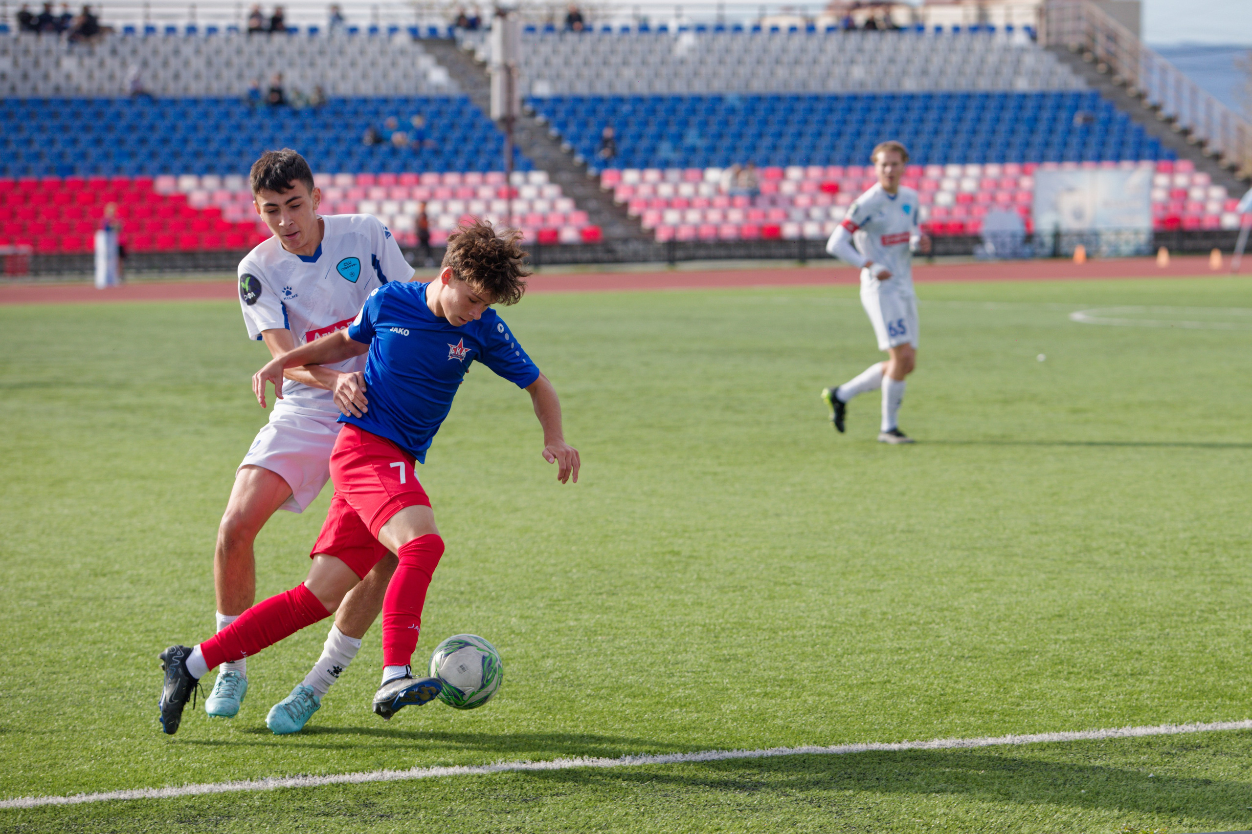 Матч ЮФЛ Сахалин-Хабаровск (U-18). Кутузов Евгений Фотограф в Южно-Сахалинске