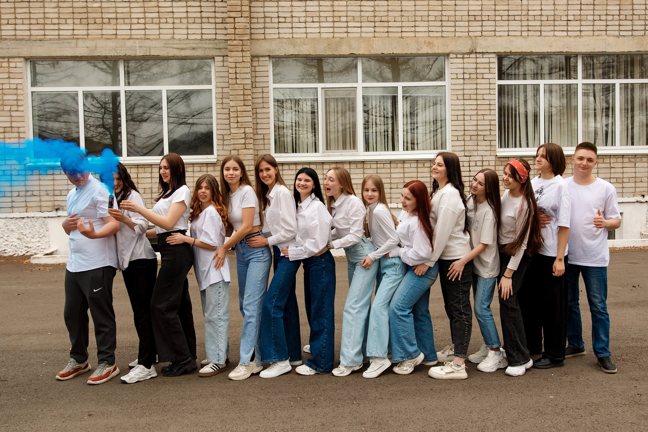 11 класс с. Барабаш. Фотограф Любовь Корниенко, Примоский край