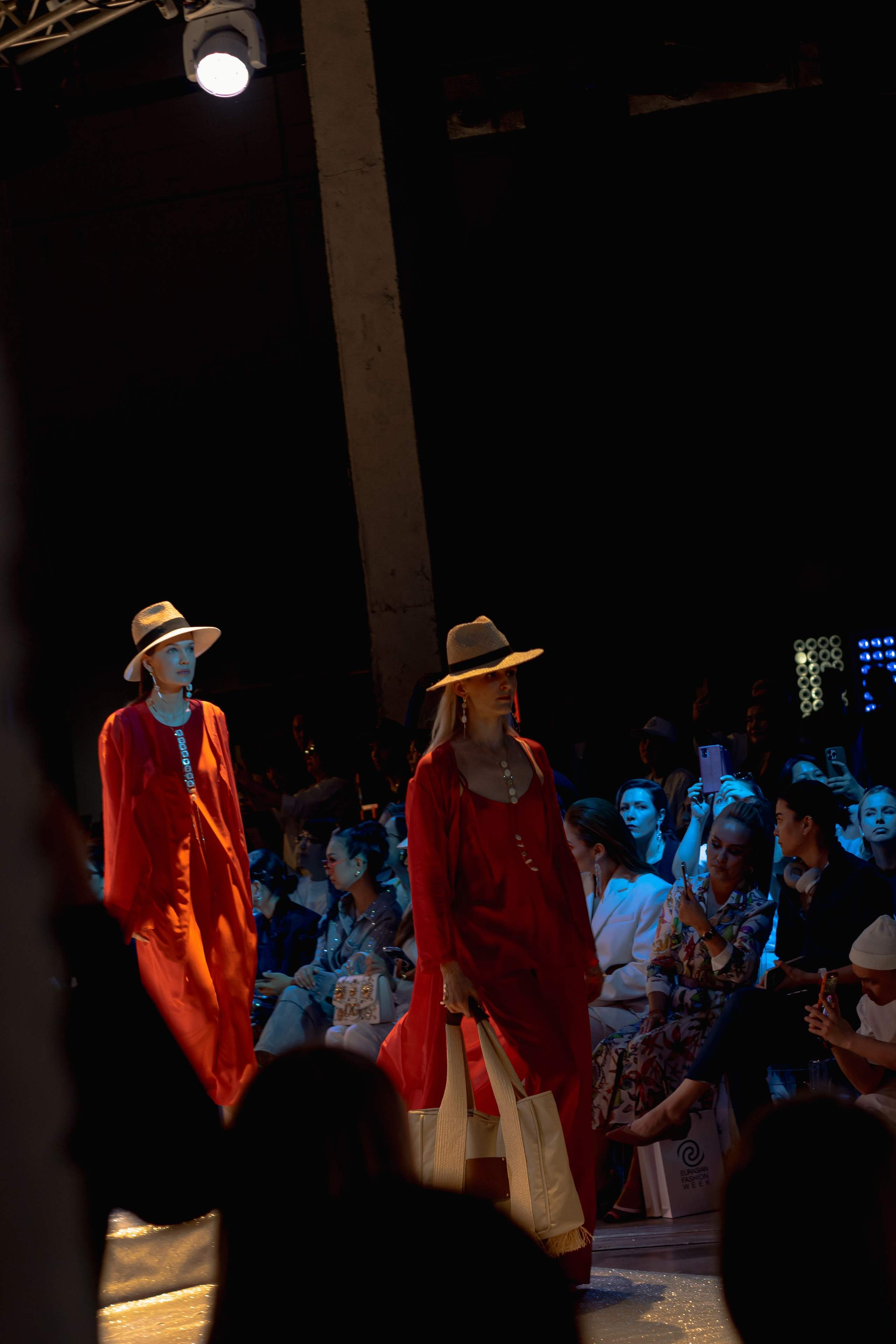 EFW. Фотографирую пары и индивидуальные съемки в Алматы Шунько Ирина