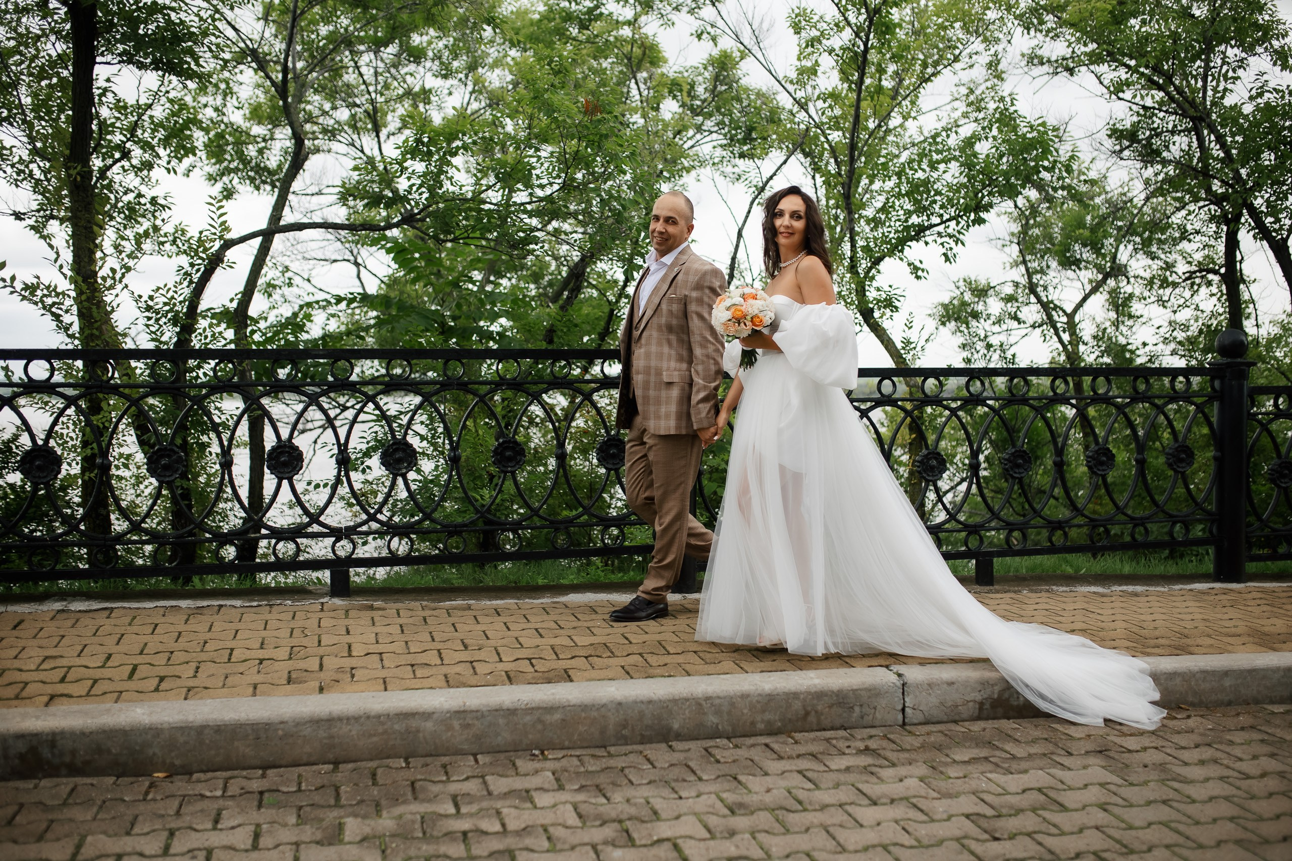 Вин Дизель и его шикарная невеста :). Олег и Наталья. Часовая прогулка. Свадебный фотограф в Хабаровске