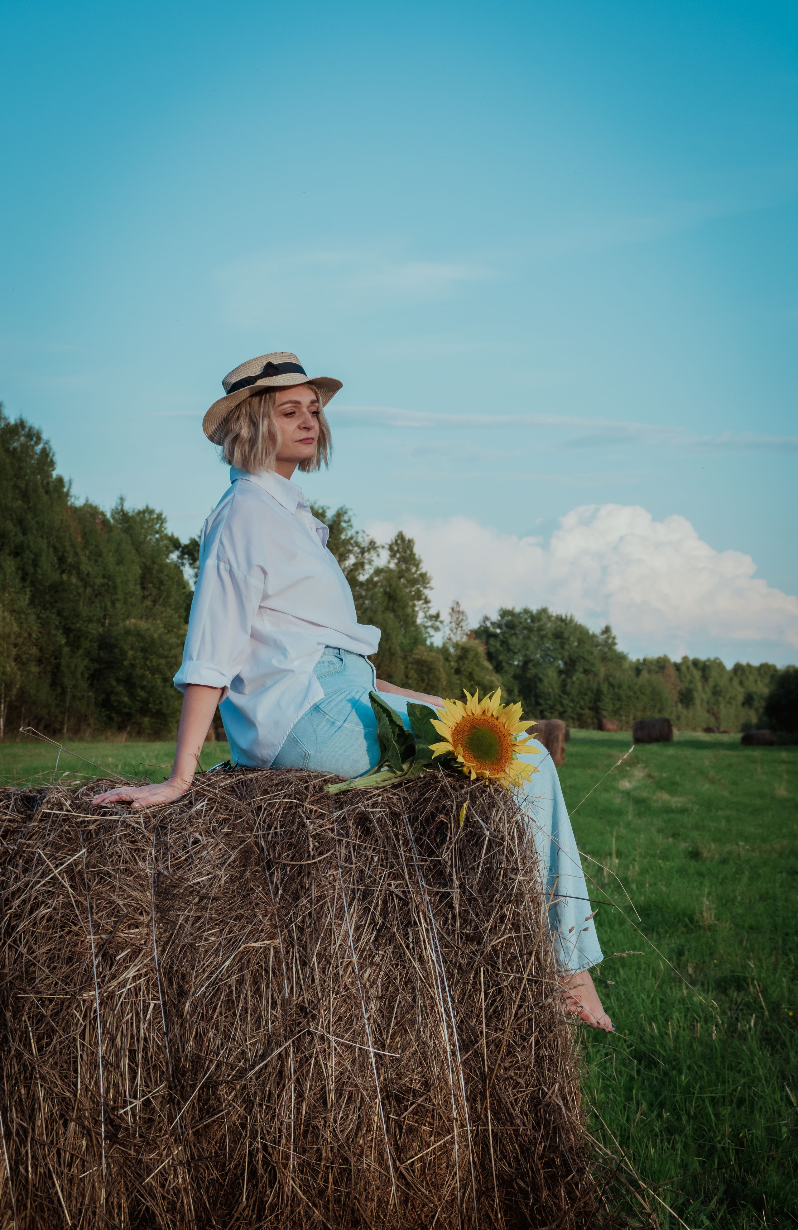 Фотосессия в тюках сена, в соломе. Елена Волкова семейный фотограф в станице Гостагаевской города-курорта Анапа
