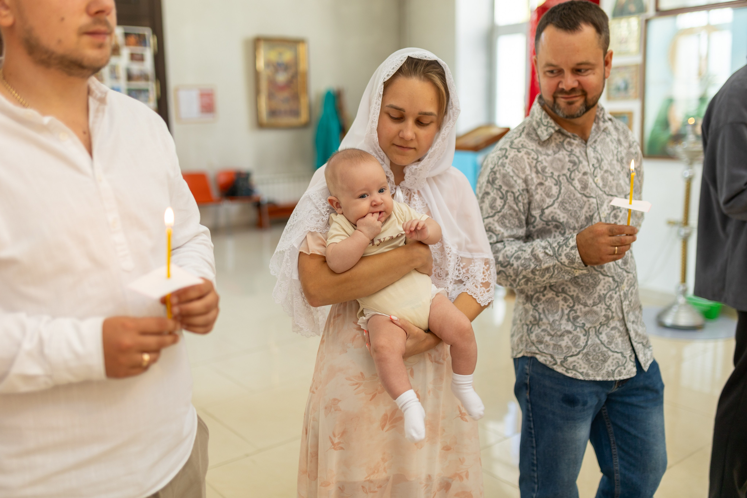 Крещение Артёма (все фото с таинсвта крещения). Фотограф новорожденных. Детский и семейный фотограф Марьяна Юдина