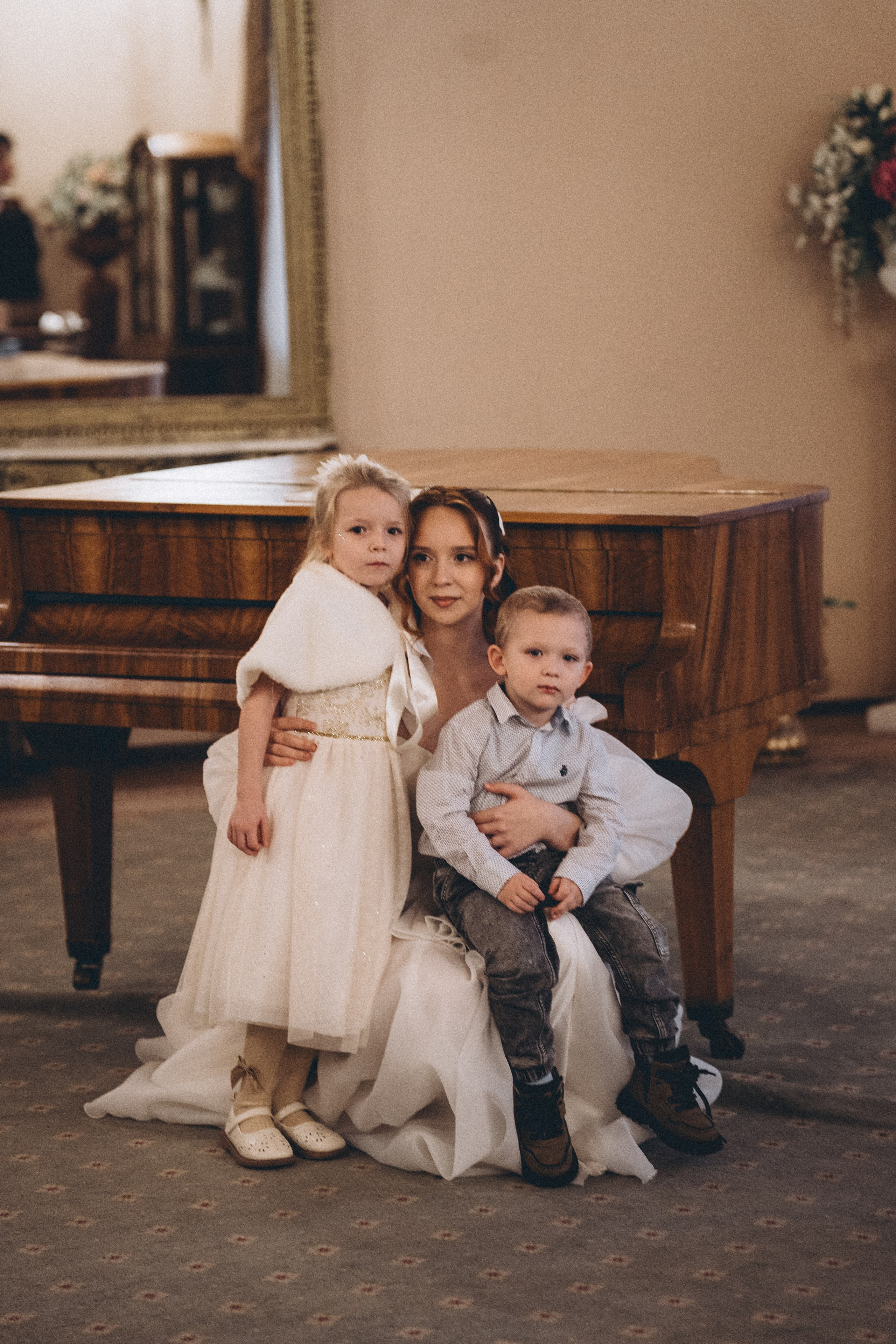 СВАДЕБНАЯ СЬЕМКА ВО ВТОРОМ ДВОРЦЕ С ГОСТЯМИ И ПРОГУЛКА В ТАВРИЧЕСКОМ САДУ. Профессиональный фотограф, Санкт-Петербург — Виктория Богомолова