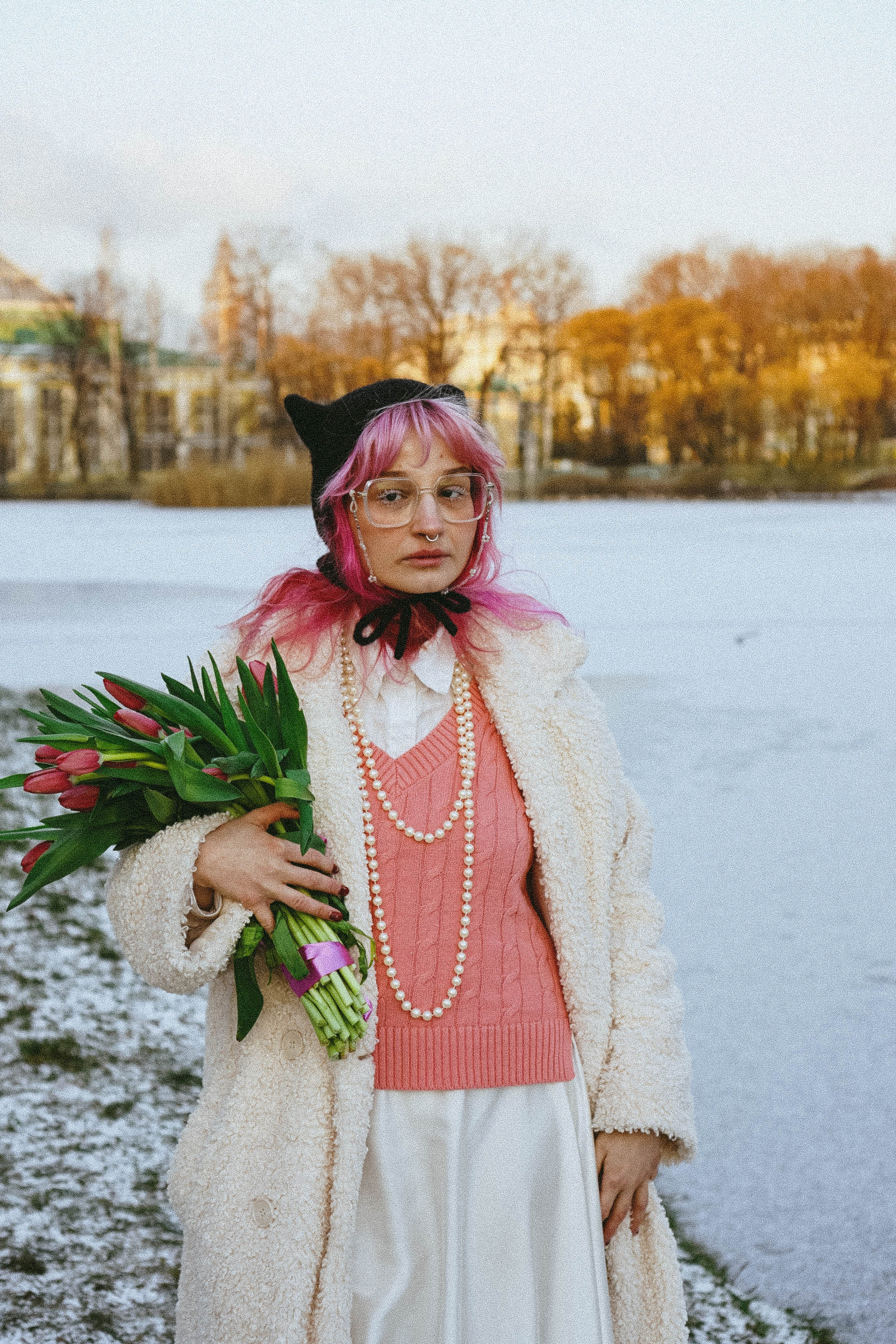 Прогулочная фотосессия с тюльпанами. Профессиональный фотограф, Санкт-Петербург — Виктория Богомолова