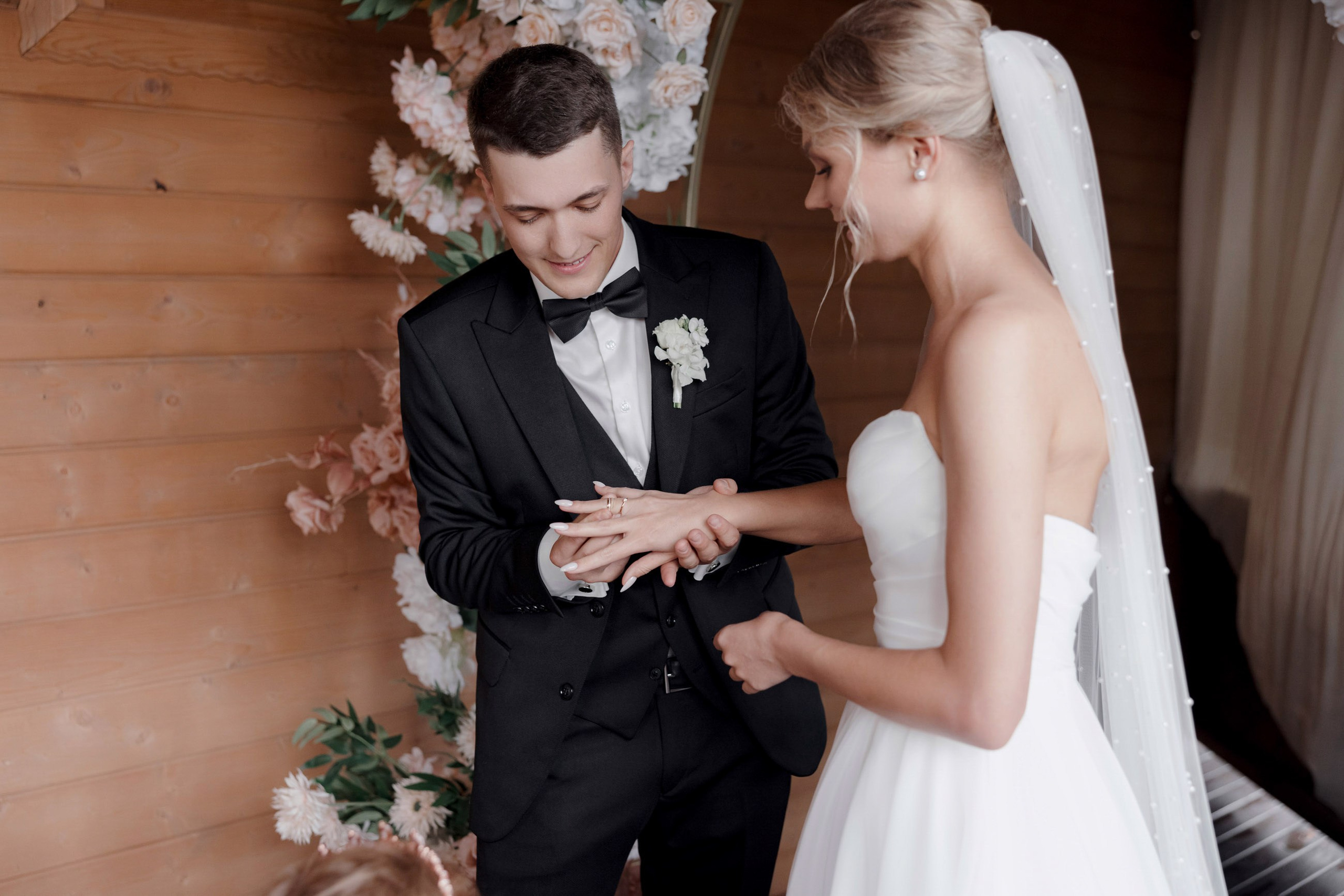 Александр и Валерия. Свадебный фотограф и видеограф Юрий и Эля Дубинины