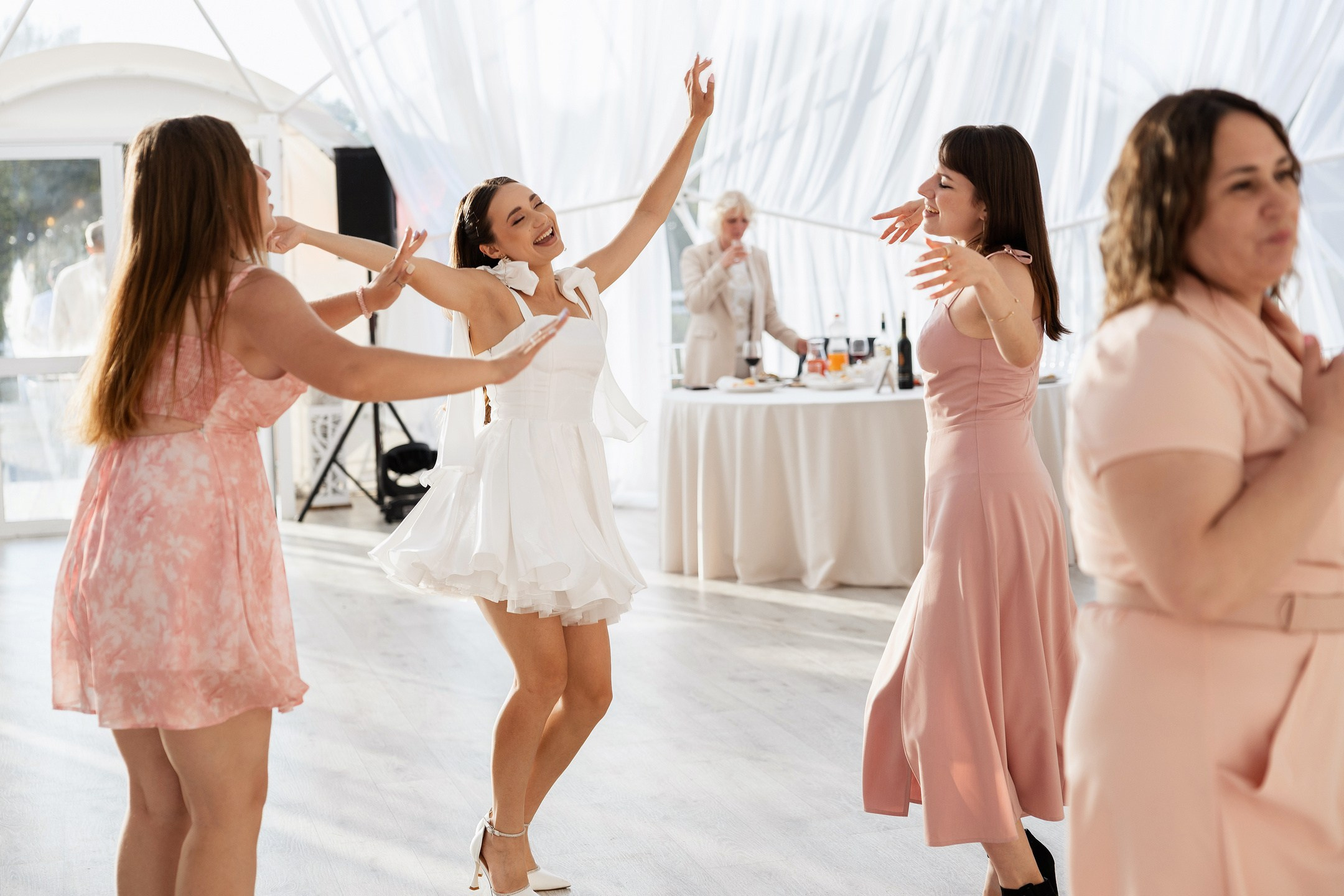 Антон и Анна. Свадебный фотограф Ярославль Дмитрий Васячкин