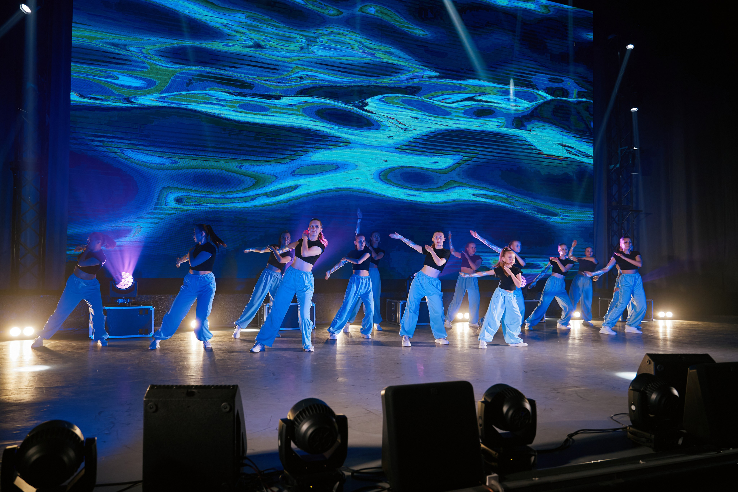 VIVA GLAM Отчетный концерт. Фотограф и видеограф в Кургане Леонид Корнильев