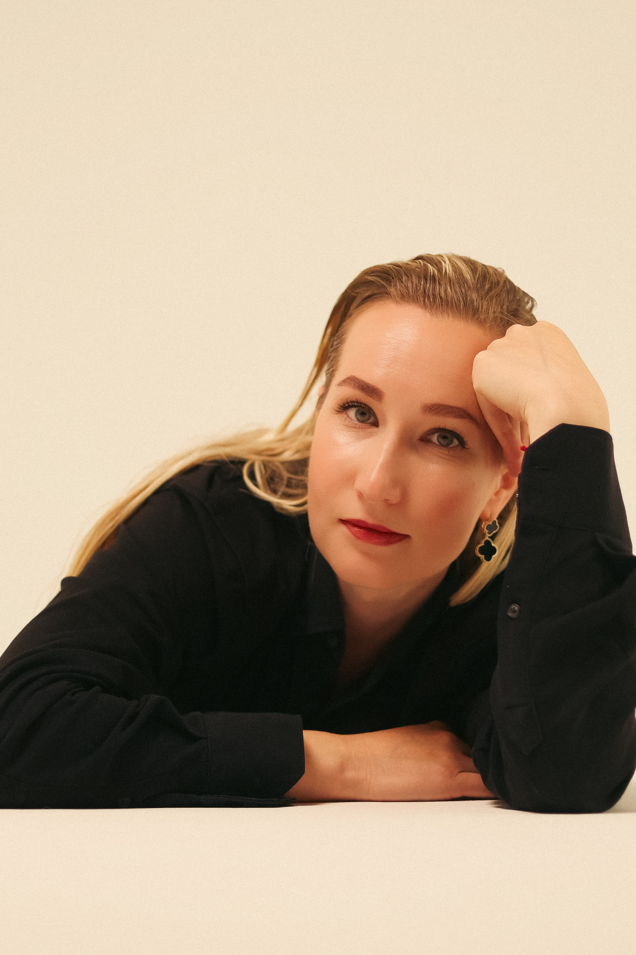 Студийная съемка. Фотограф в Астане, индивидуальная, семейная, домашняя фотосессия