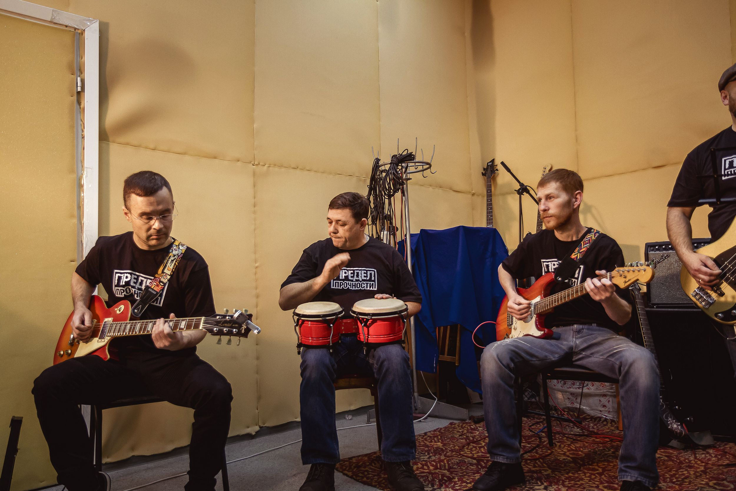 Эти ребята делают рок. Свадебный и семейный фотограф в Томске Максим Бейков