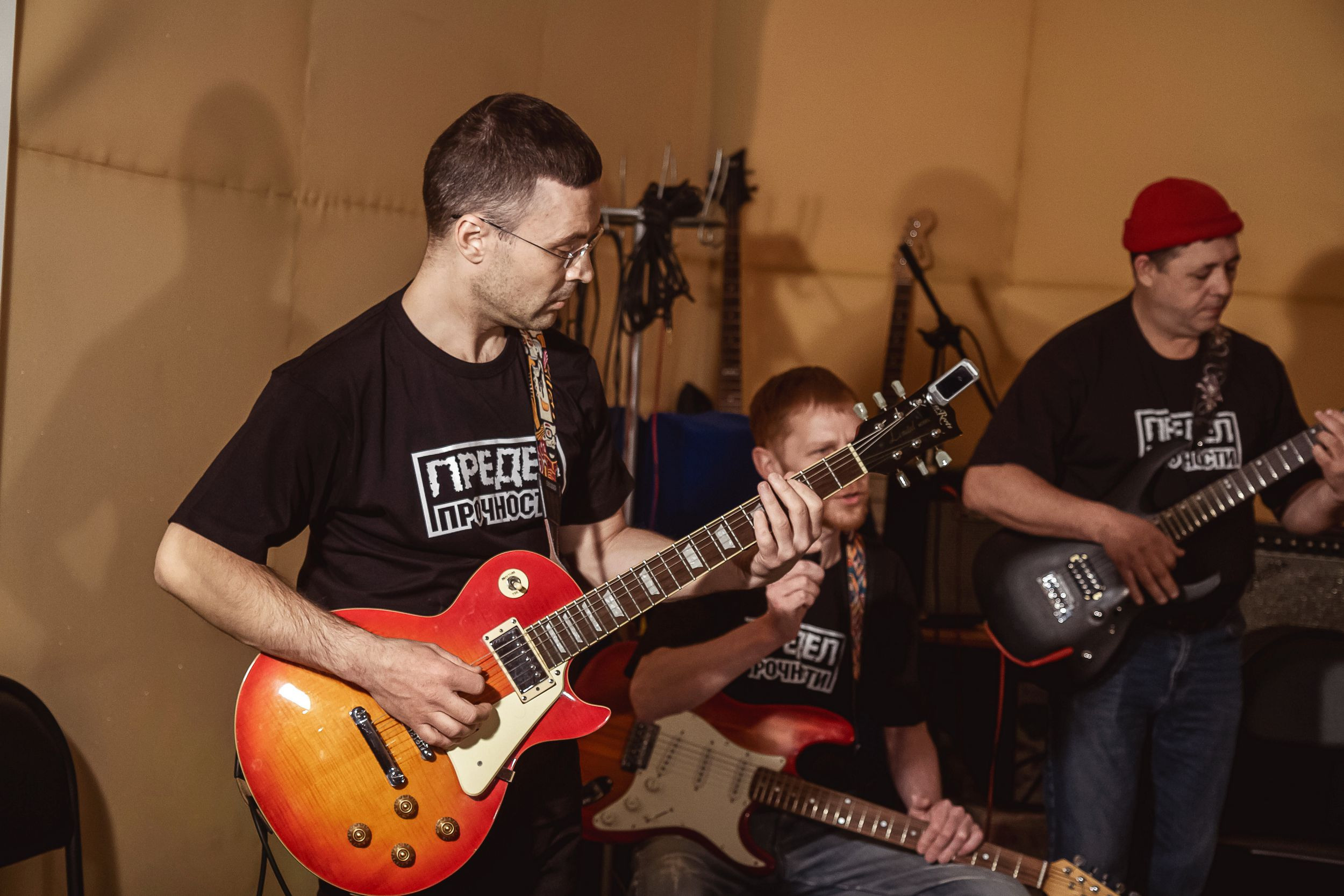 Эти ребята делают рок. Свадебный и семейный фотограф в Томске Максим Бейков