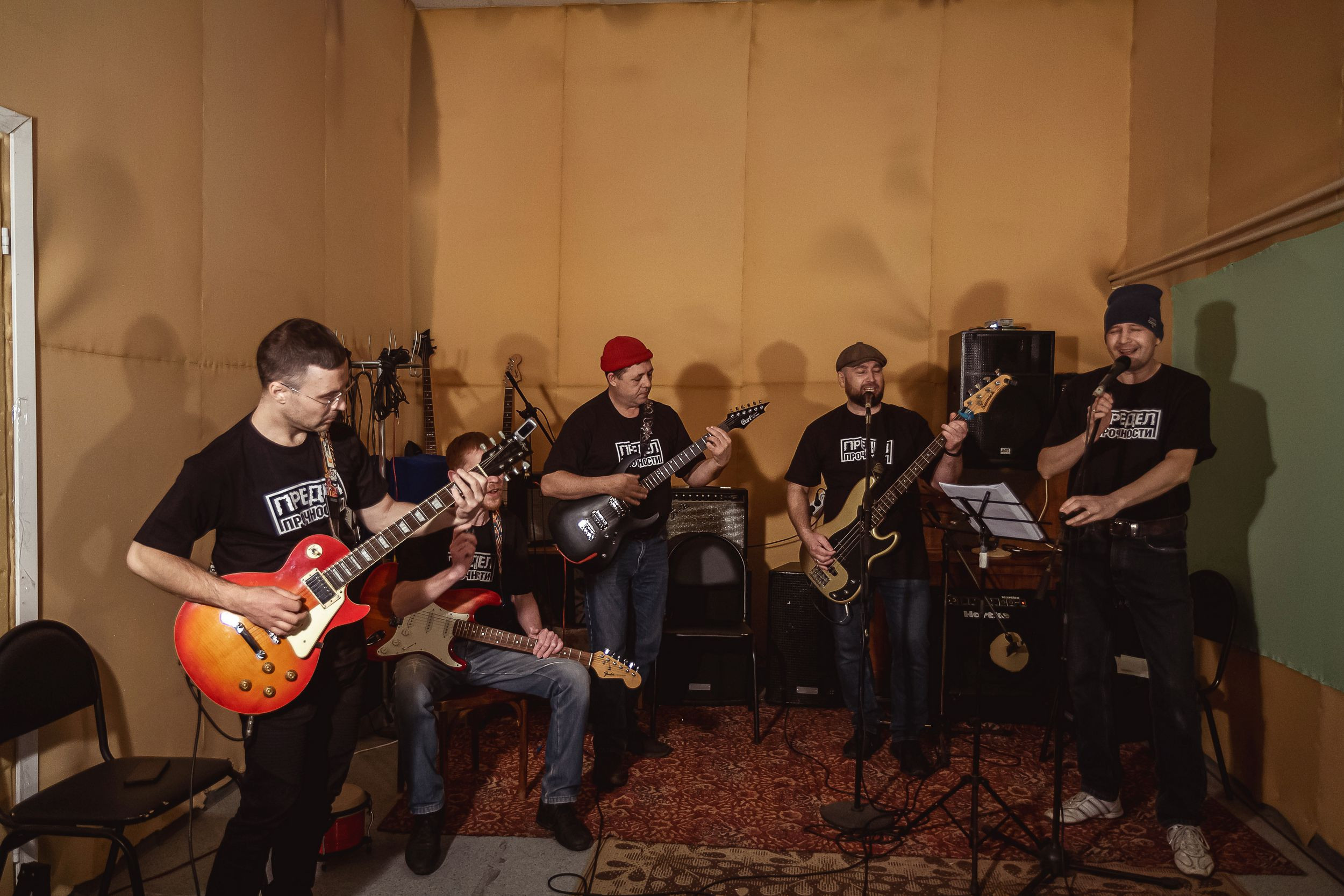 Эти ребята делают рок. Свадебный и семейный фотограф в Томске Максим Бейков