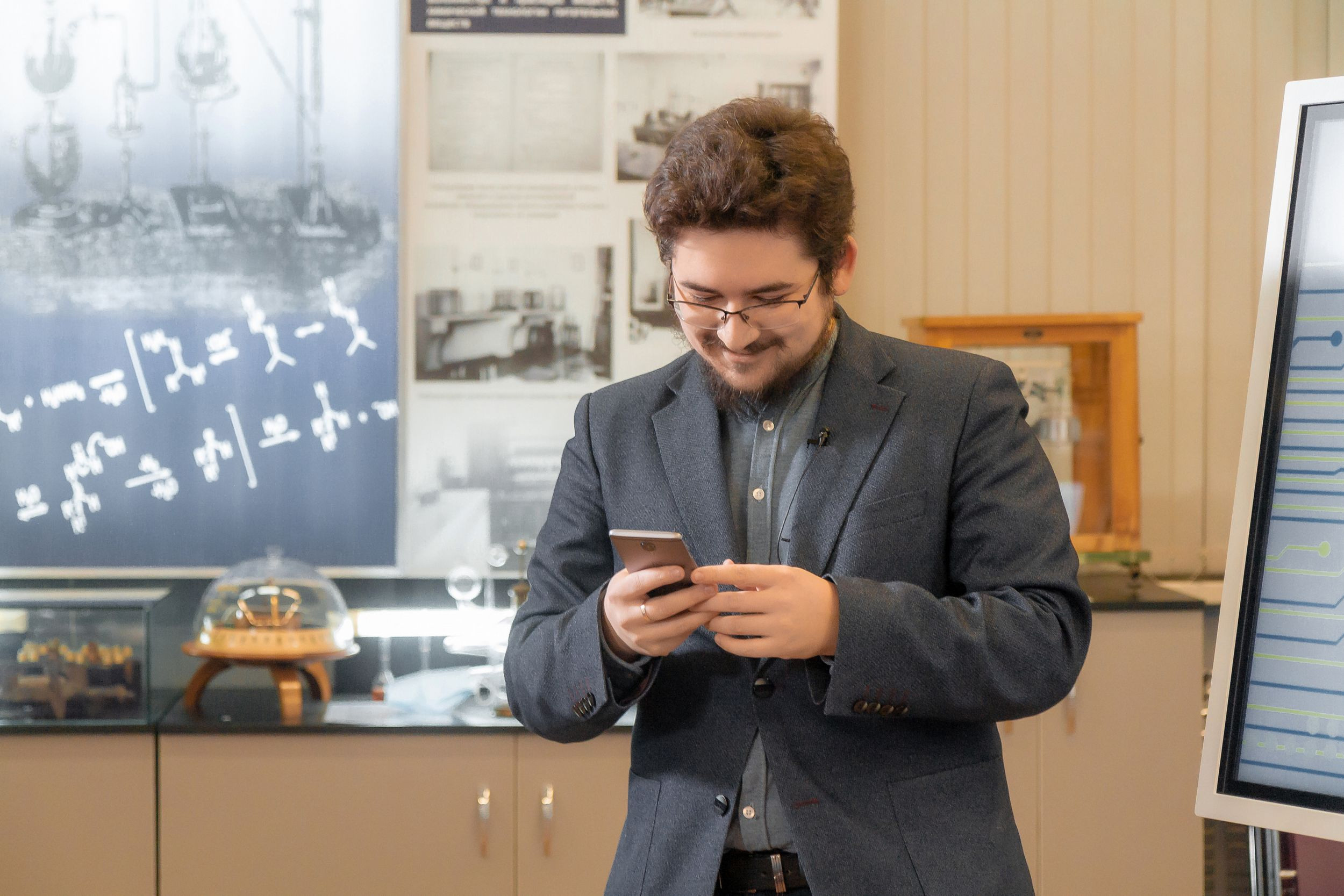 С электроникой по жизни. Свадебный и семейный фотограф в Томске Максим Бейков