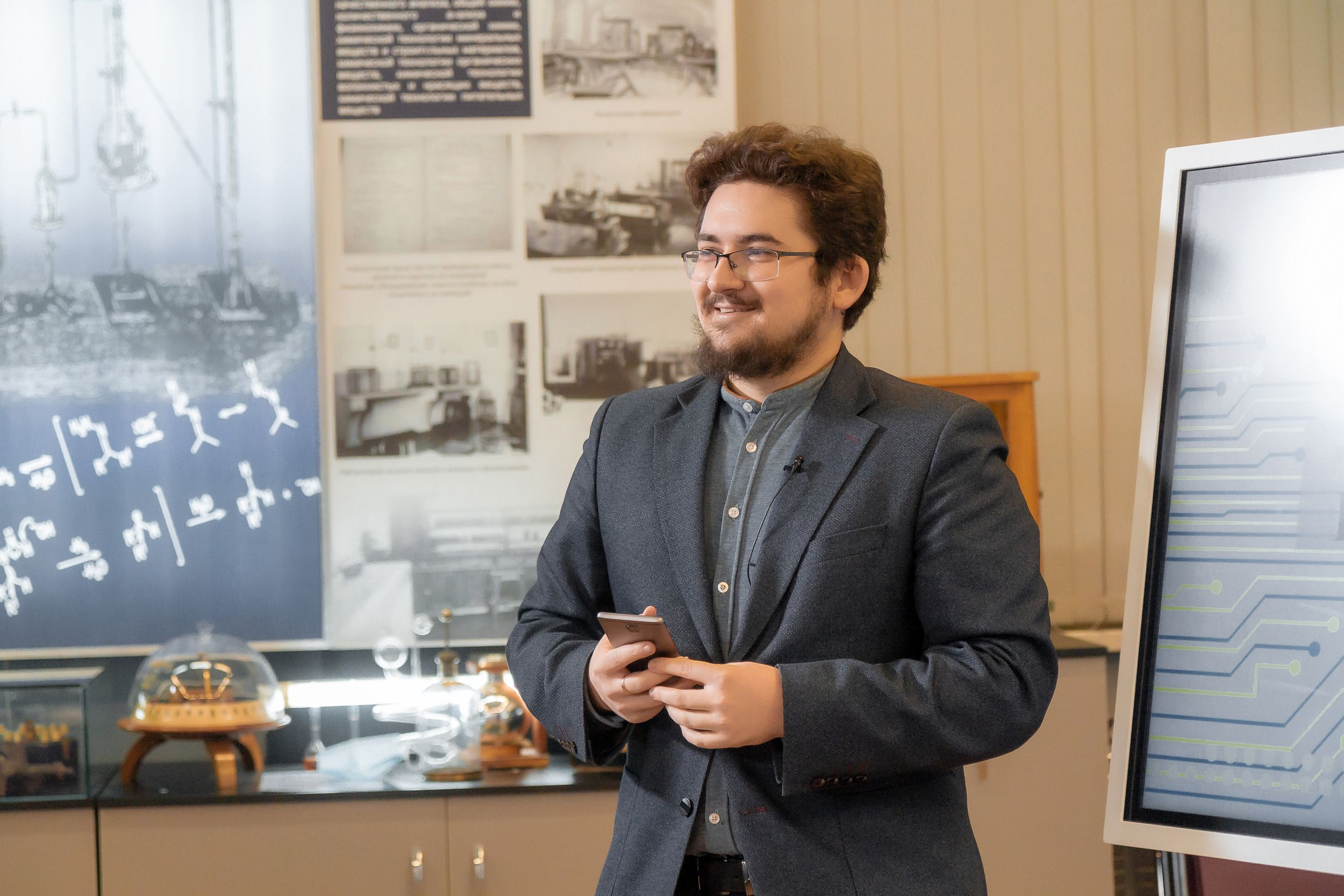 С электроникой по жизни. Свадебный и семейный фотограф в Томске Максим Бейков