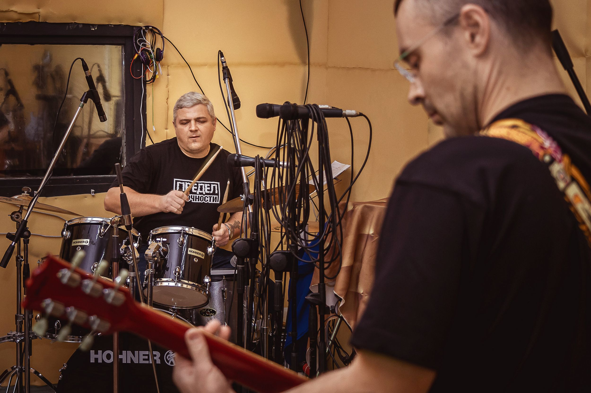 Эти ребята делают рок. Свадебный и семейный фотограф в Томске Максим Бейков