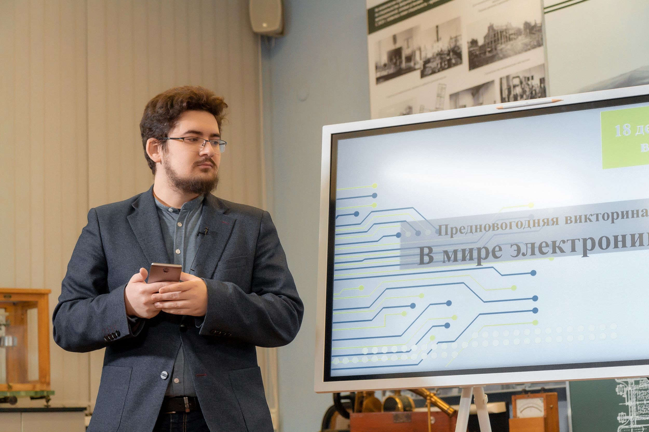 С электроникой по жизни. Свадебный и семейный фотограф в Томске Максим Бейков