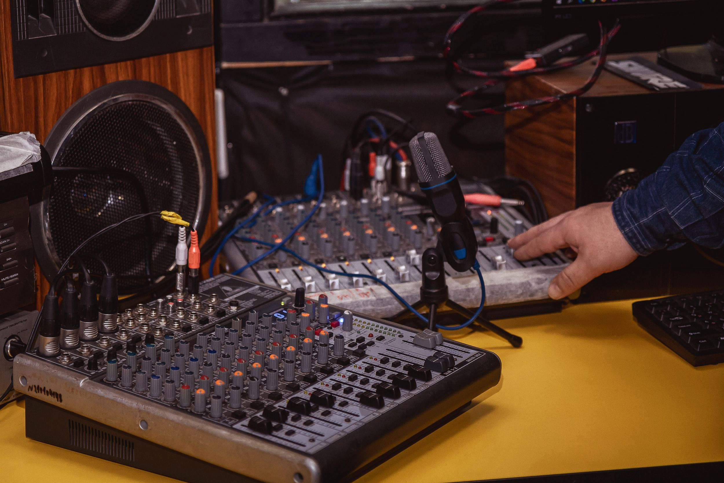 Эти ребята делают рок. Свадебный и семейный фотограф в Томске Максим Бейков