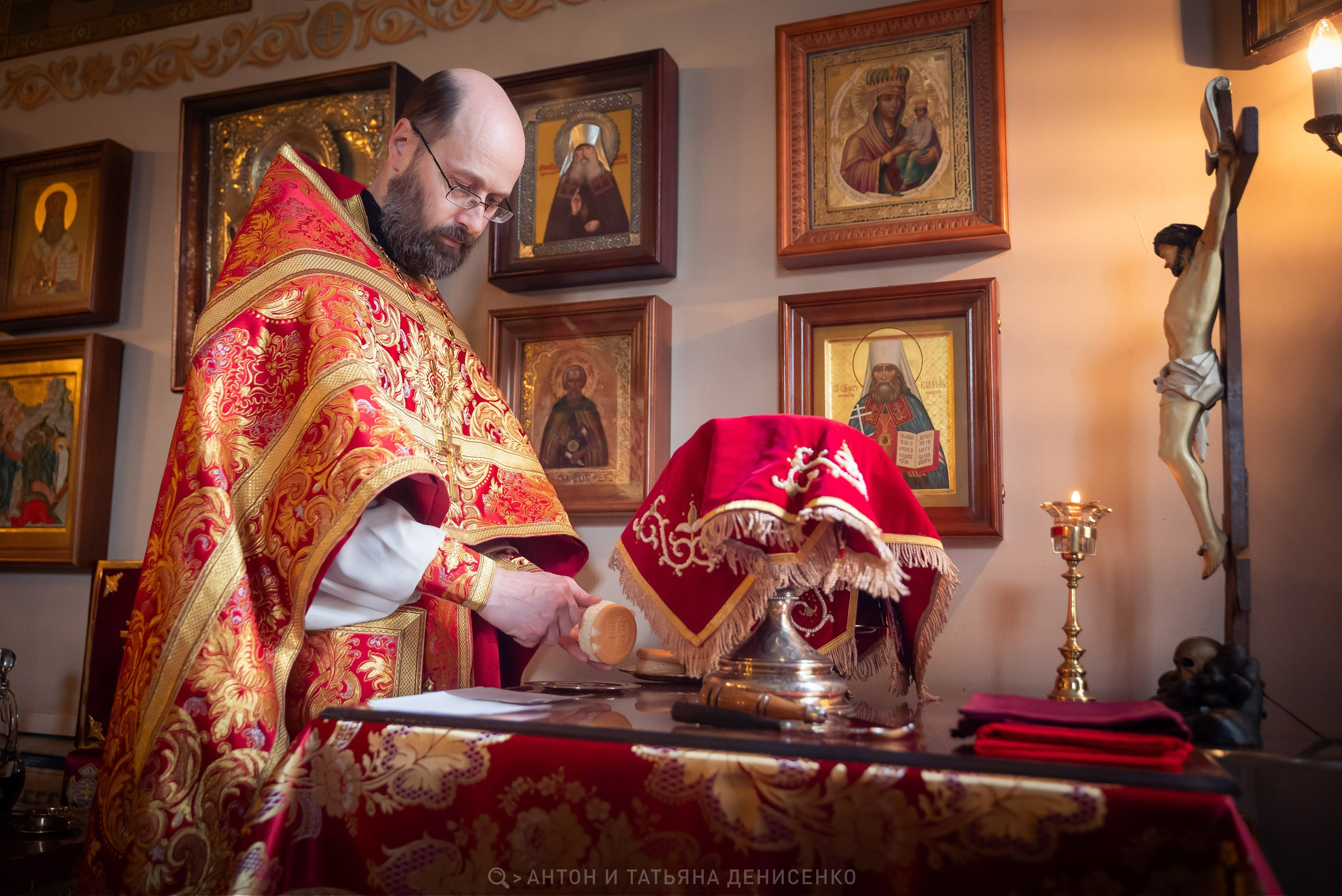 Храм Преображения Господня в Богородском. Антипасха. Антон и Татьяна Денисенко — В храме