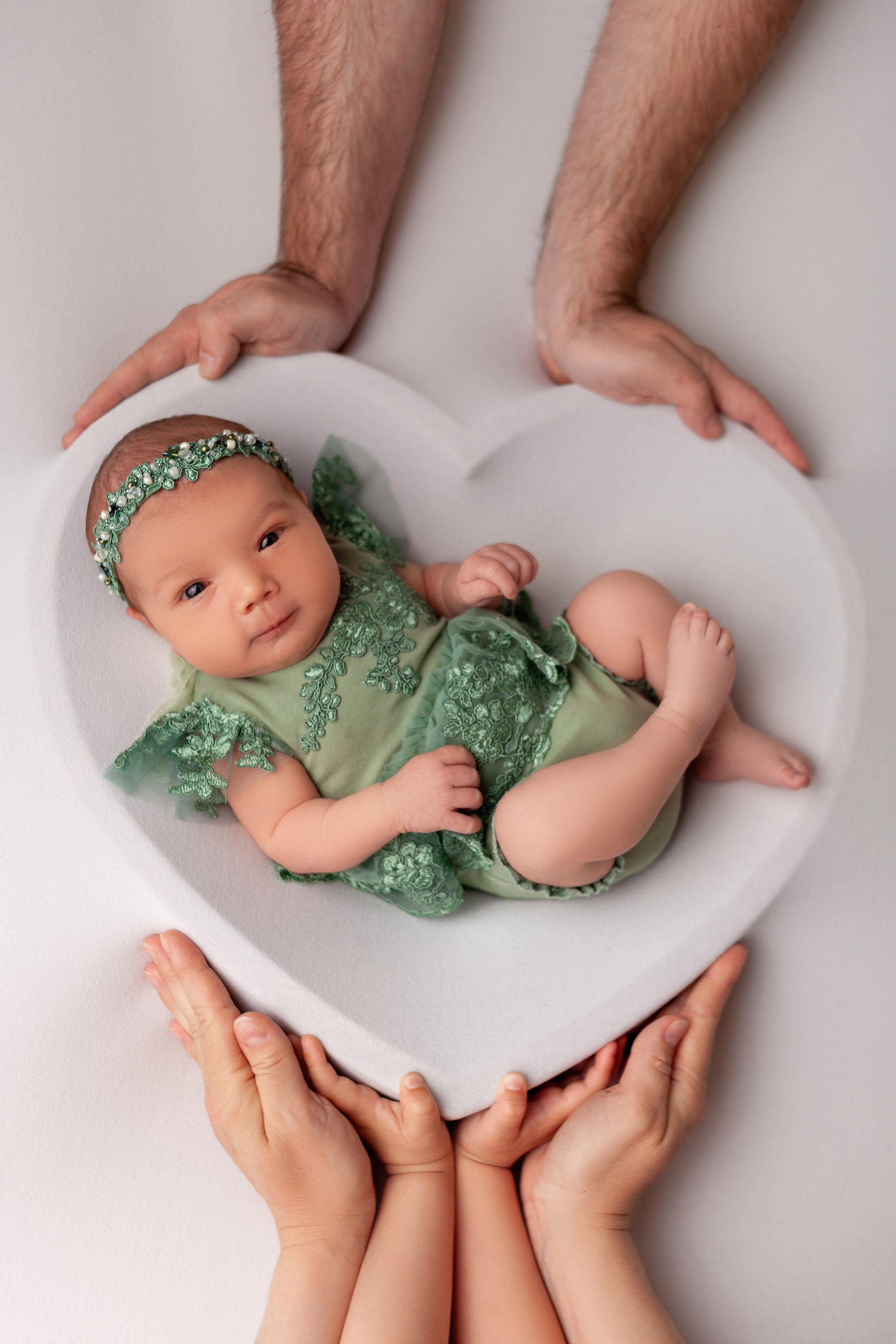 Девочки. Фотограф новорожденных г. Подольск, г. Жуковский, весь юг Москвы и Моск.обл