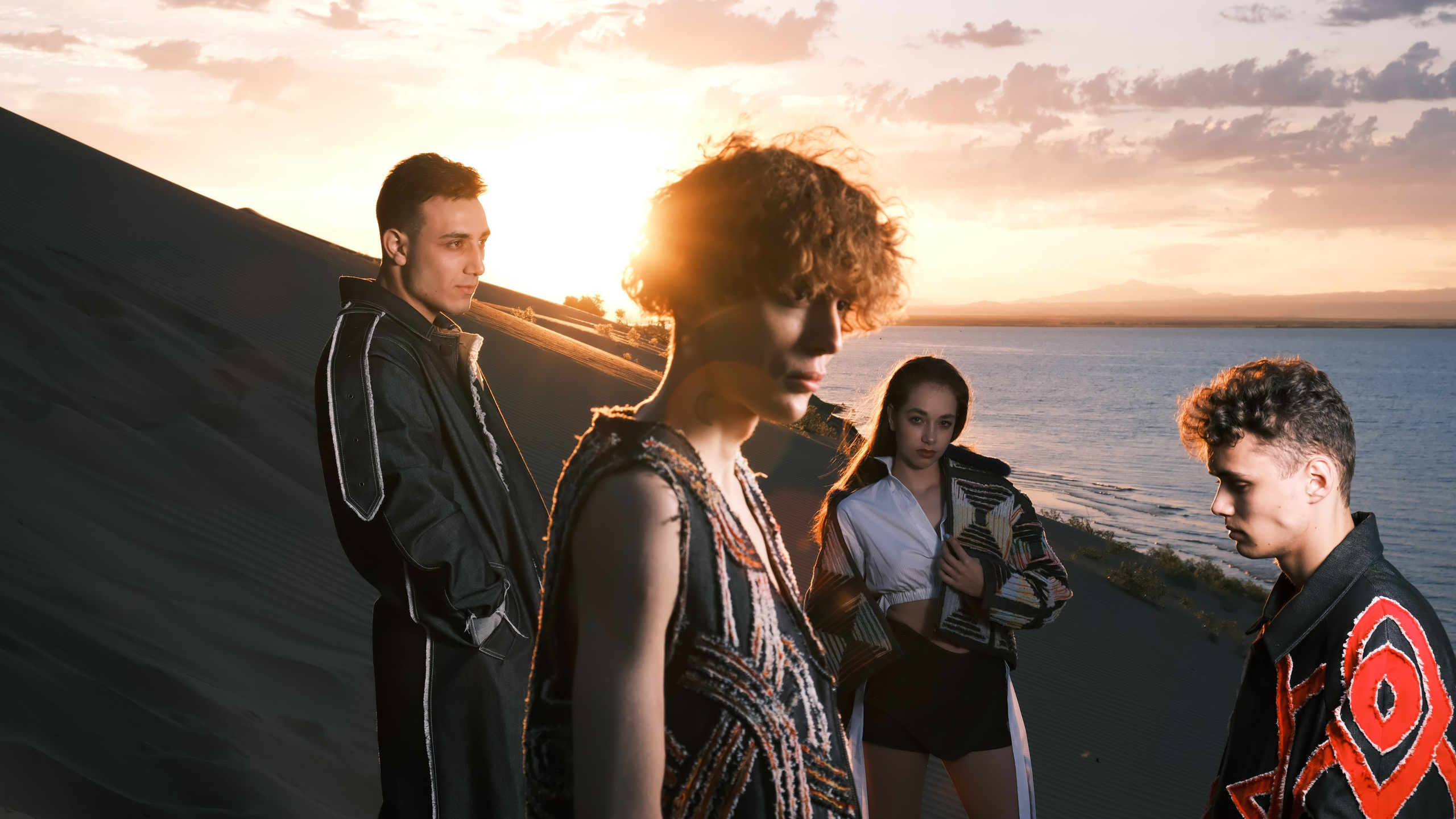 Портреты. Портреты и репортажные съемки с душой: ваш уникальный момент в объективе Руфата, профессионального фотографа Алматы