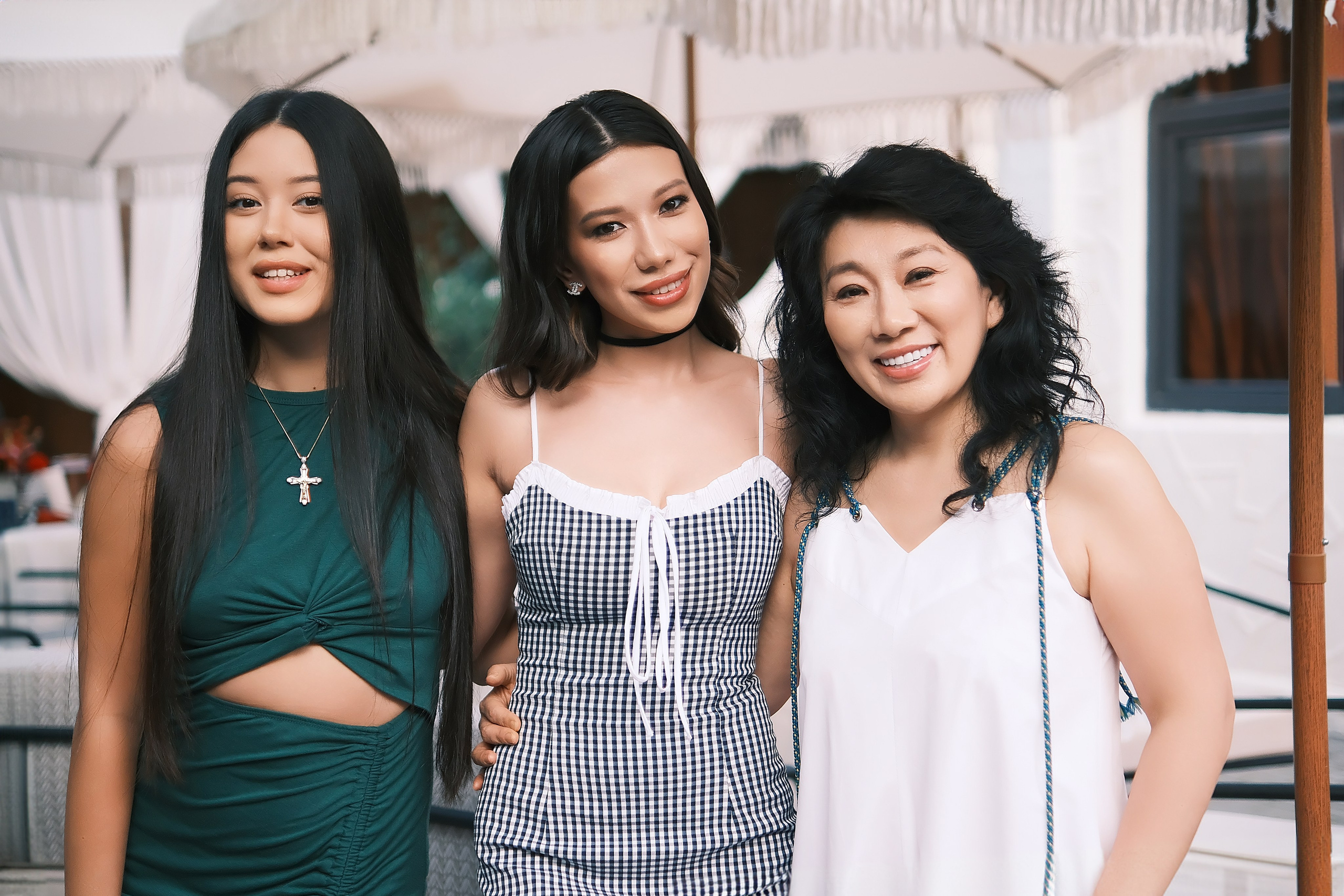 Портреты. Портреты и репортажные съемки с душой: ваш уникальный момент в объективе Руфата, профессионального фотографа Алматы