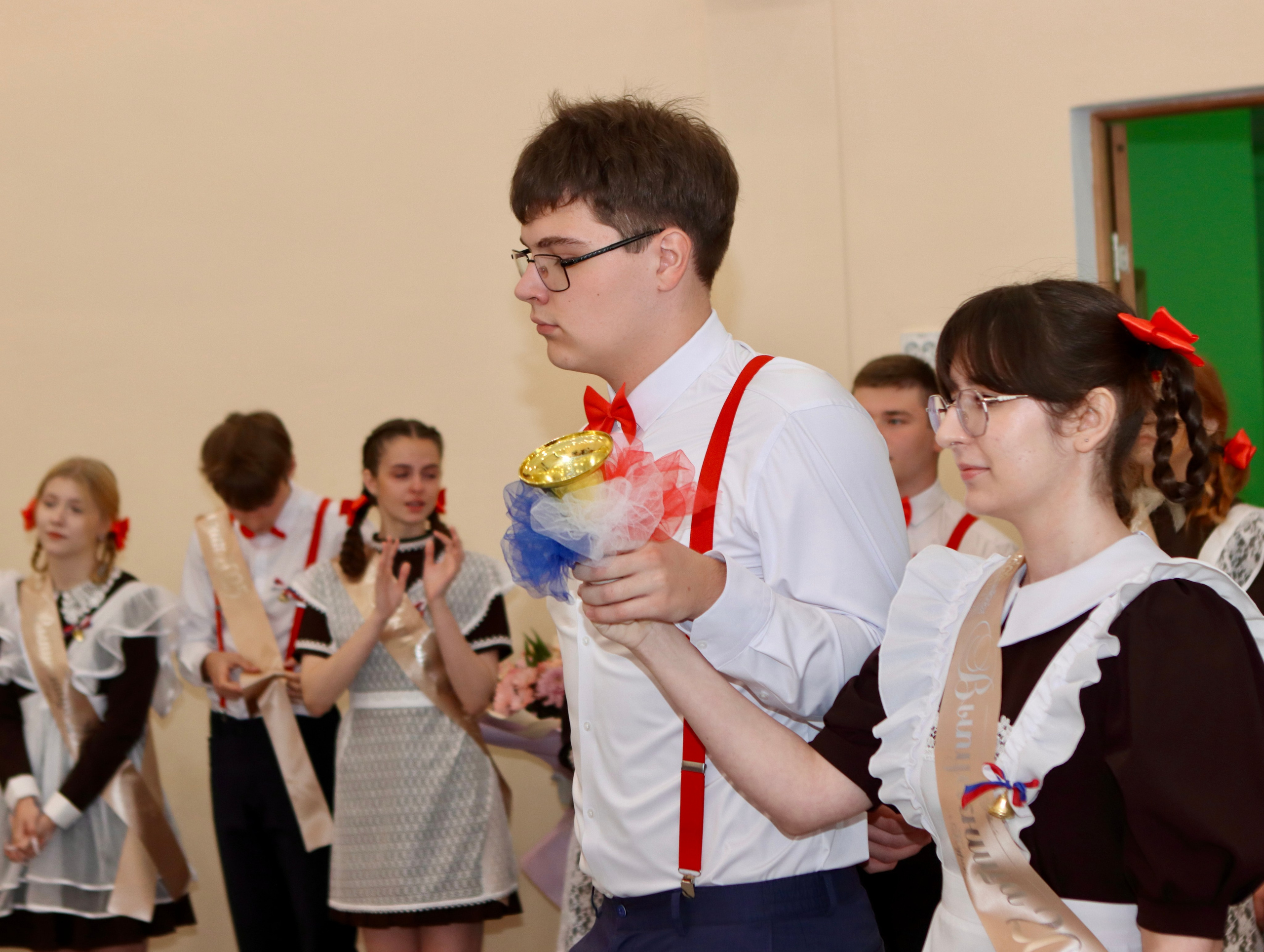 Школьный выпускной. Фотограф в Курске Смирнов Евгений