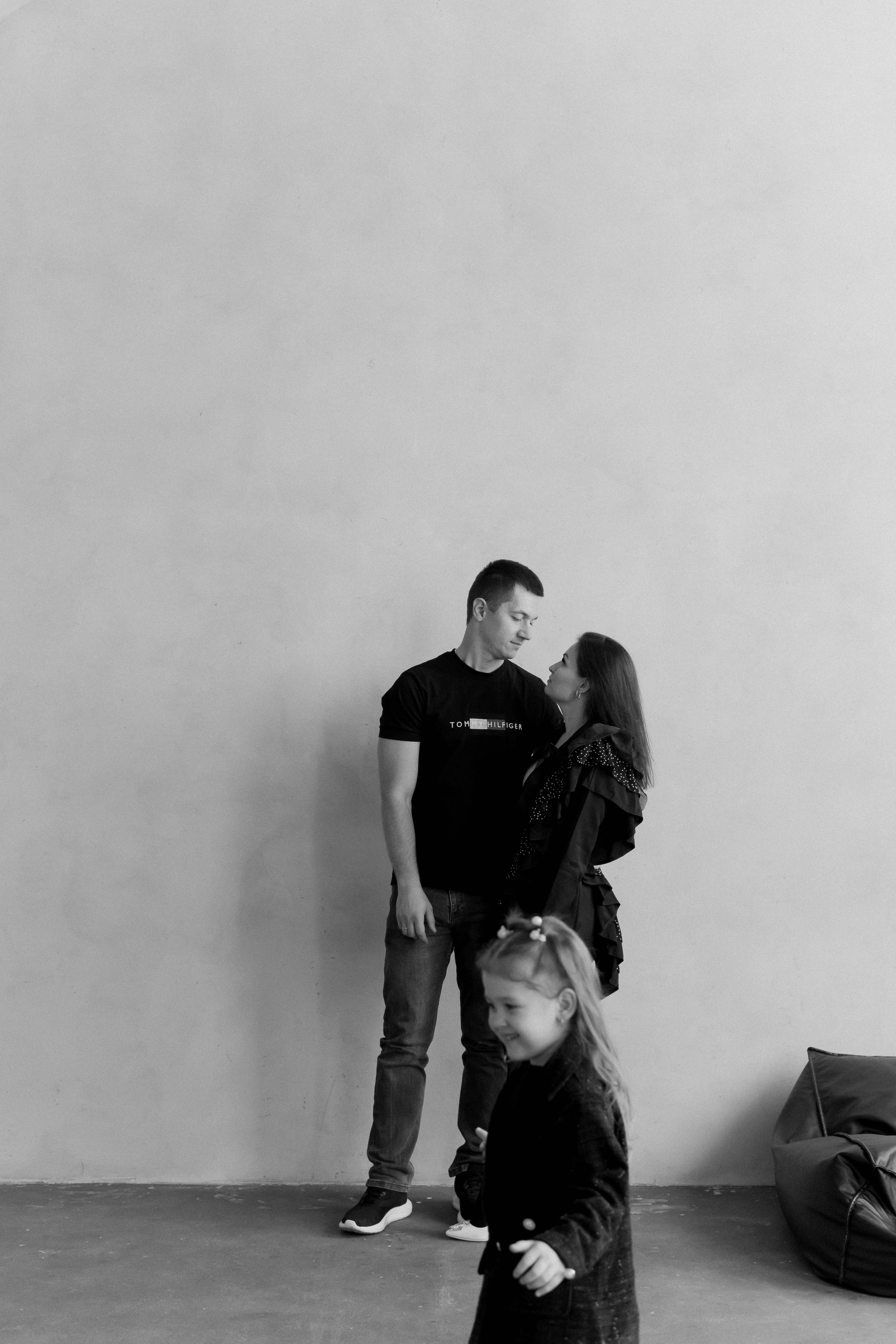 Семейная студийная фотосессия. Свадебный и семейный фотограф г. Волгоград Биленко Ангелина