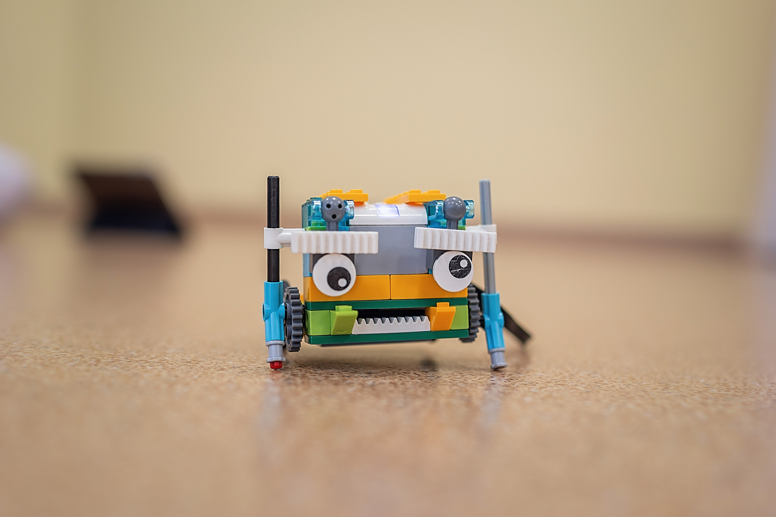 День в саду_ноябрь 2024. Семейный фотограф в Санкт-Петербурге