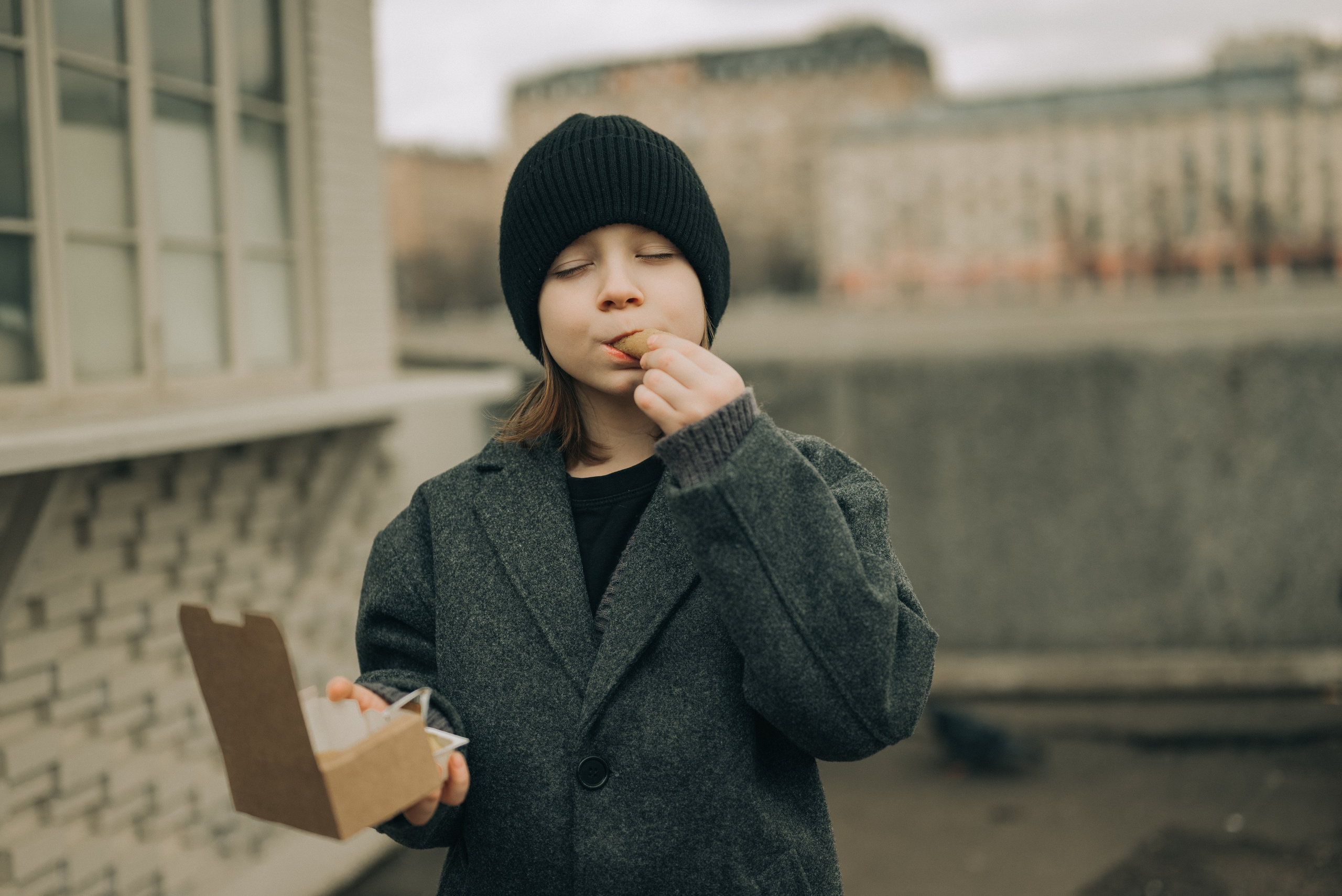 Весенняя прогулка. Аня, Егор, Эми и Миша. Семейный фотограф в Москве Дарья Пузикова