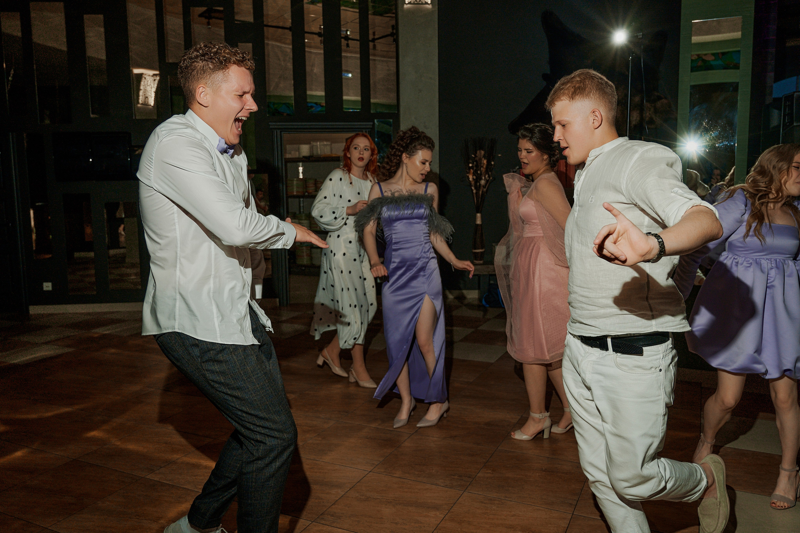 Олег и Лиза. Фото-видеосъемка свадеб Venson Films