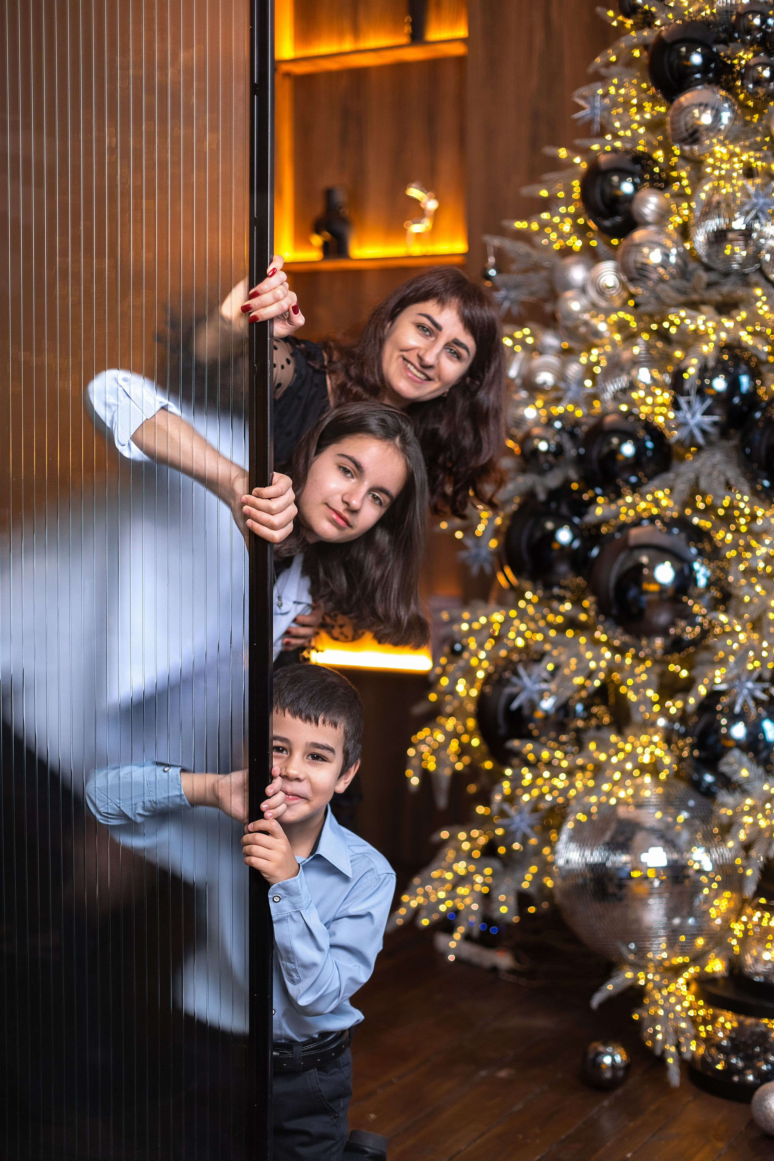 Новогодняя фотосессия 3 человека. Ирина Мезенцева | Женский и предметный фотограф | г. Омск