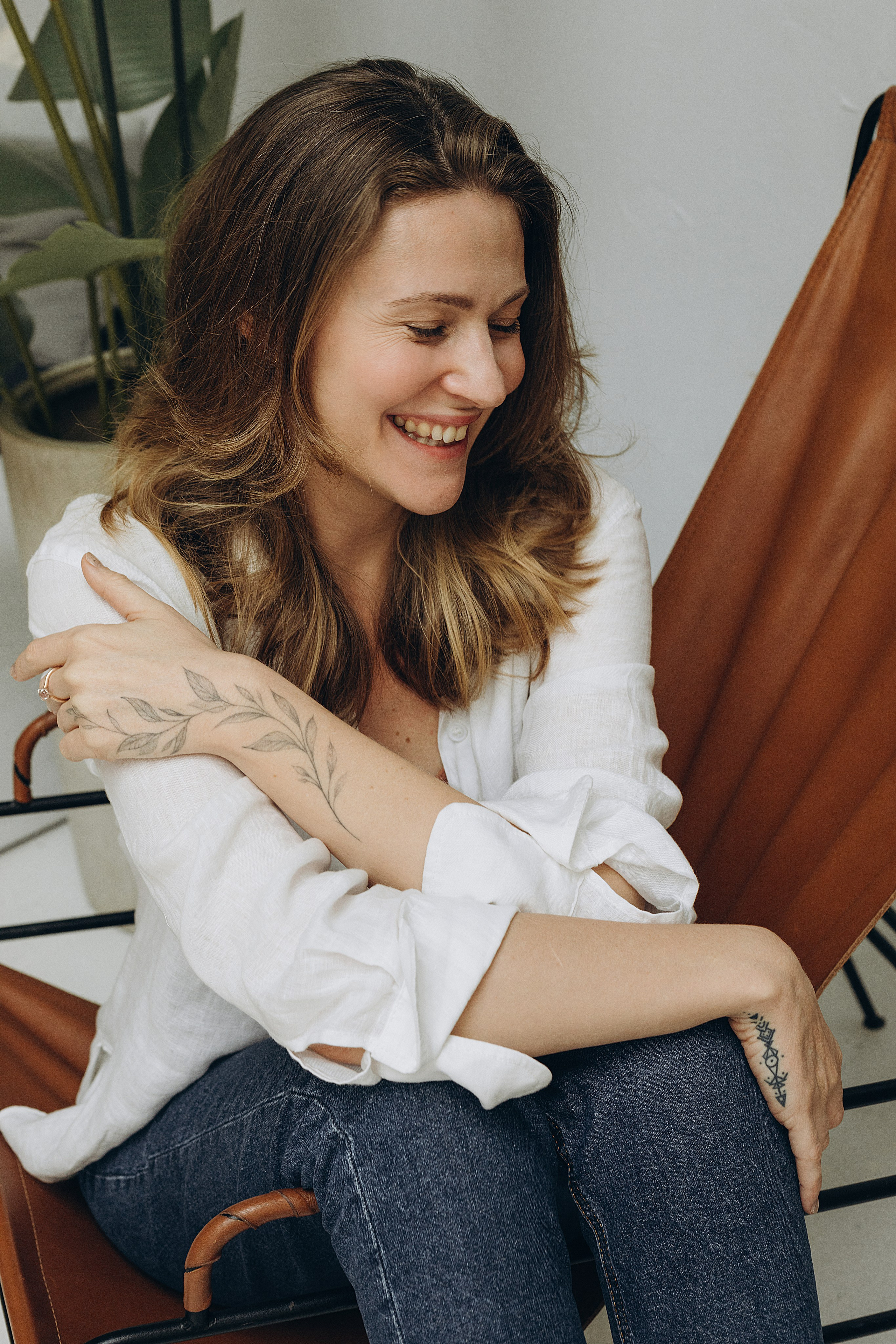 Сьёмка для @daria.tegina телесная терапия, массаж лица, тейпирование. Портретный фотограф в Москве и МО Зимина Татьяна