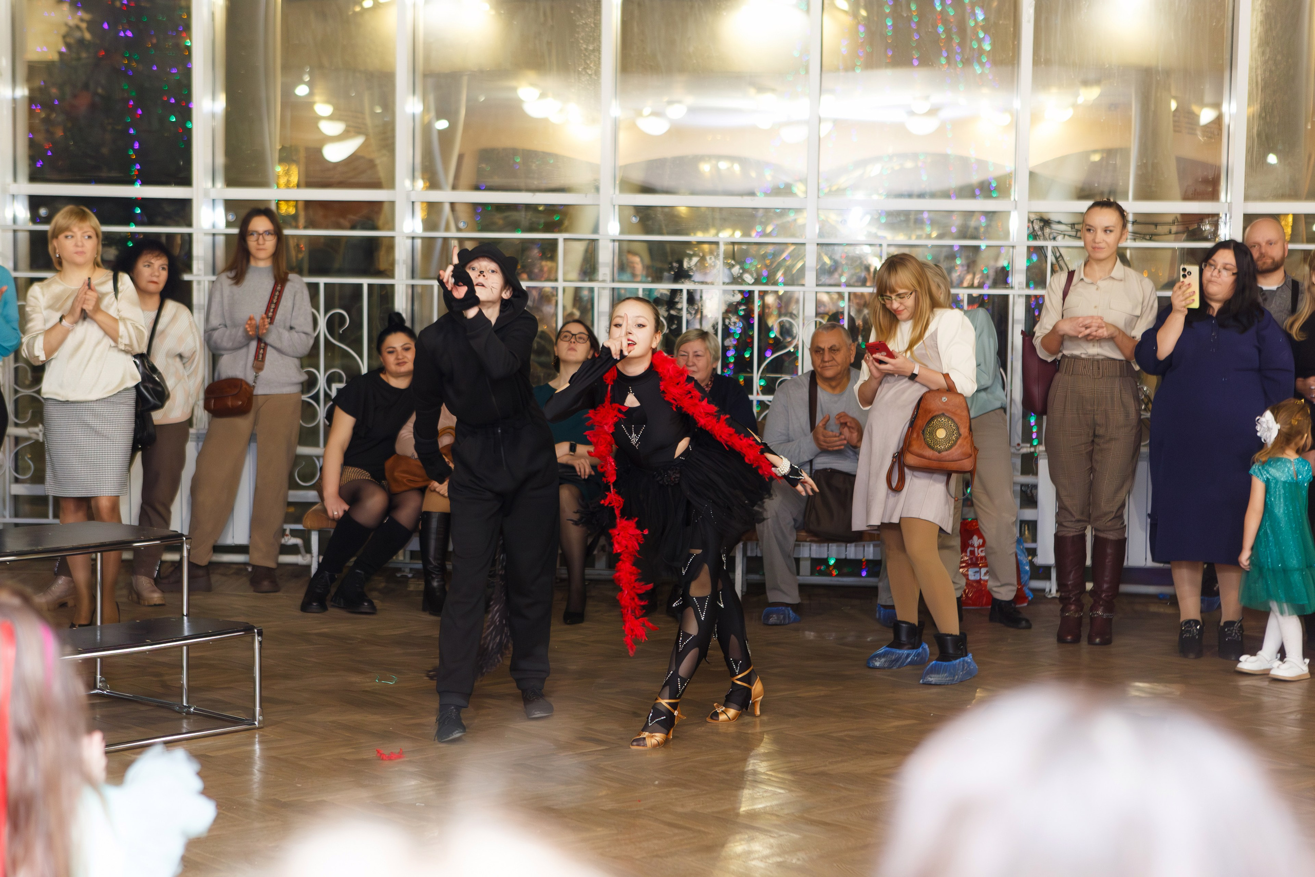 Театр-студия «ОК"ФАНТАЗИЯ» — „НОВЫЙ ГОД С ФАНТАЗИЕЙ“. Профессиональный фотограф в Мценске и Орловской области