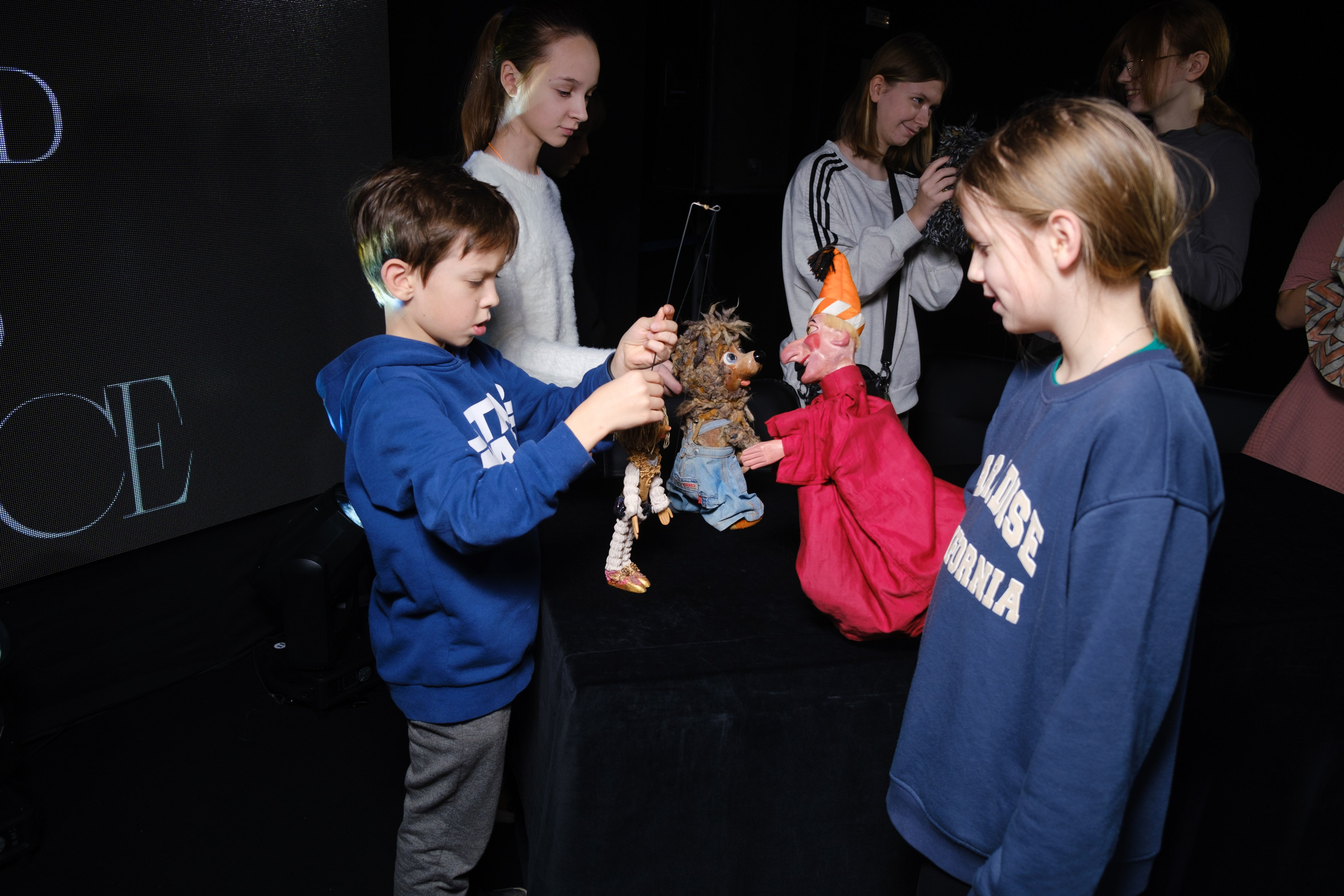 Новогодний репортаж из парка «Новый Херсонес» | Фотограф Илья Желдак. Профессиональная фотосъемка в Крыму. Натуральные эмоции и живые кадры. Забронируйте дату прямо сейчас!
