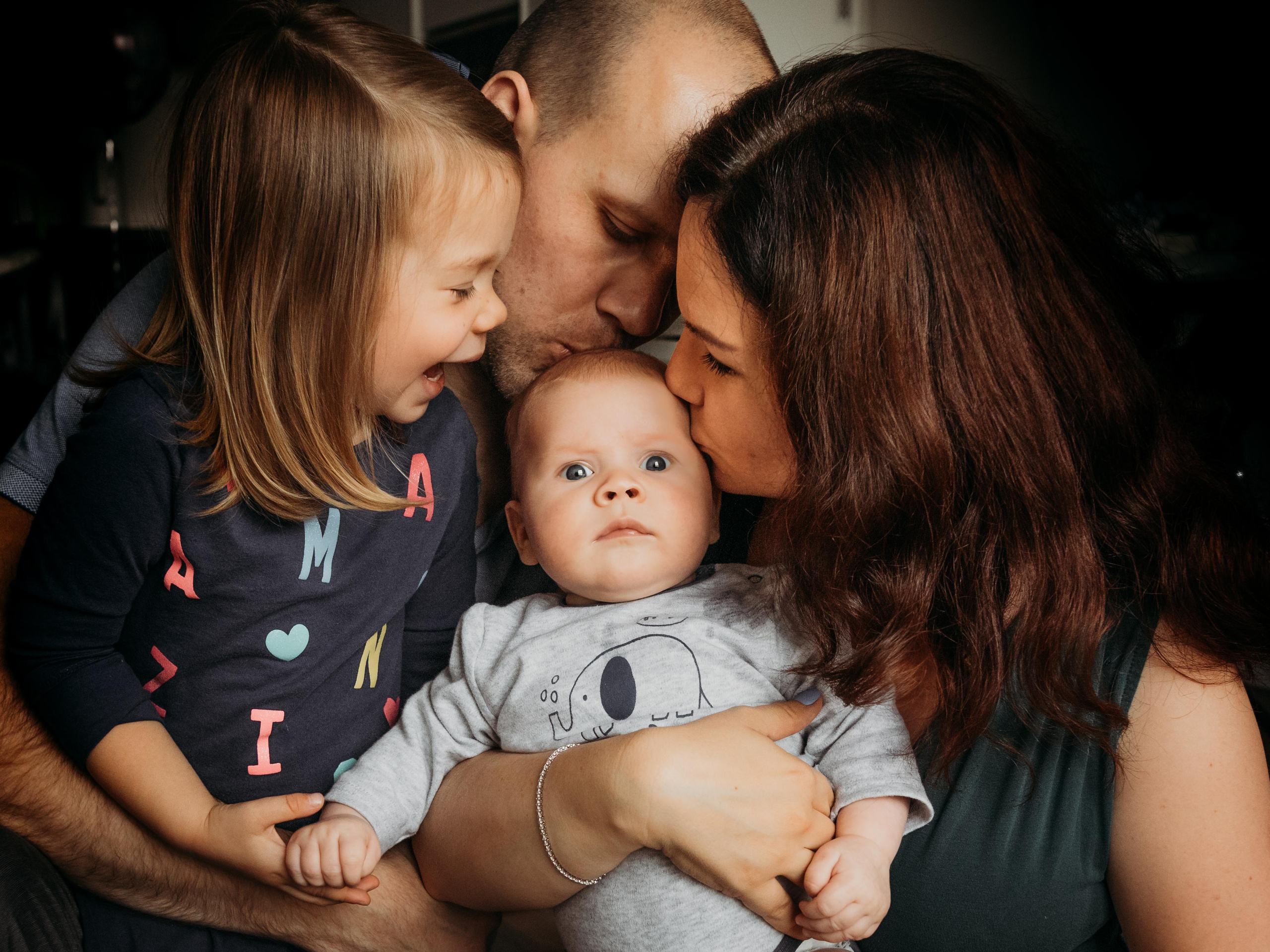 Малыши домашняя съемка. Видеограф и фотограф в Москве Анастасия Рябчикова