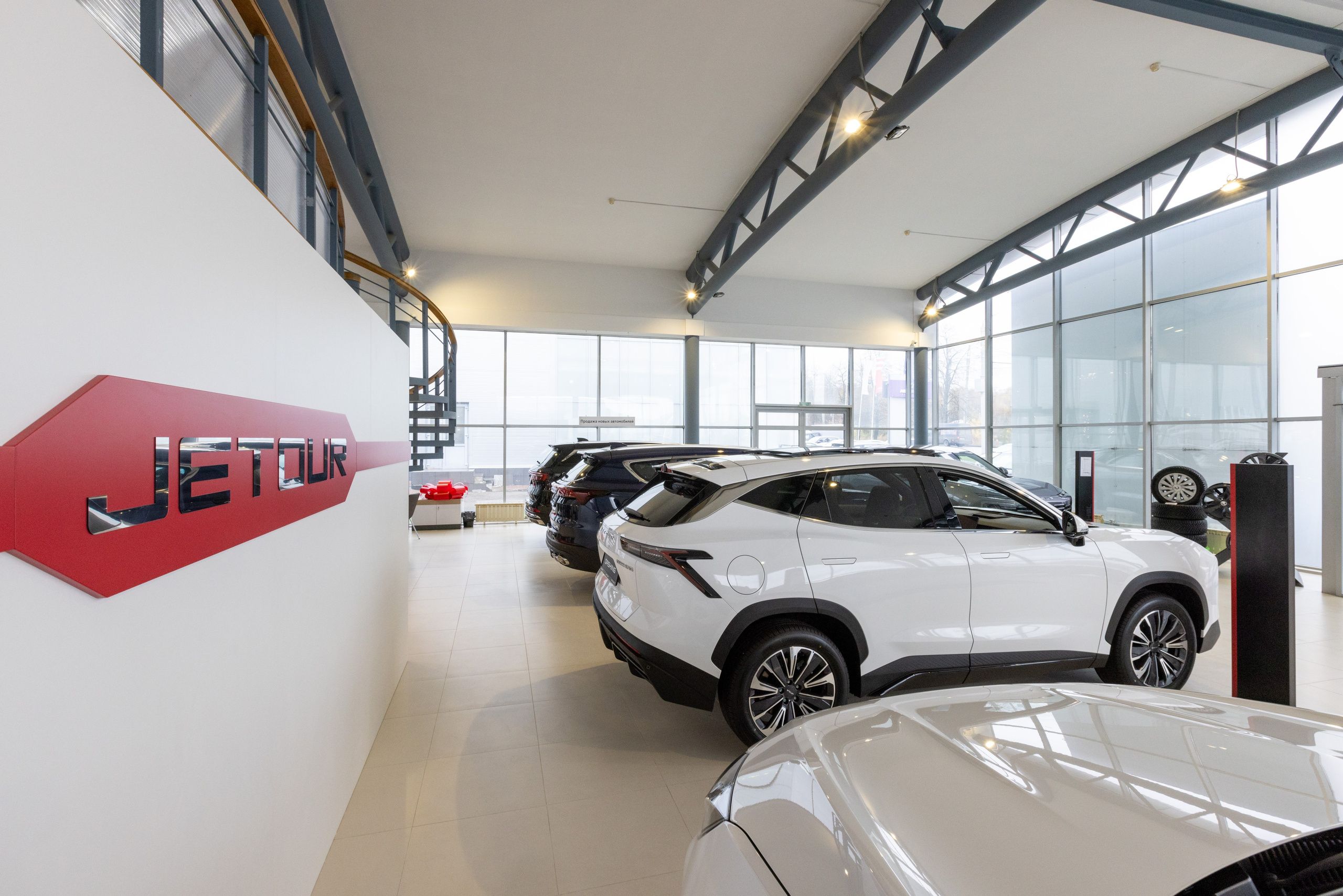 Автосалон Автоимпорт JETOUR. Фотограф в Туле Крупский АнДРей. Фотостудия «КАДР71» в Туле