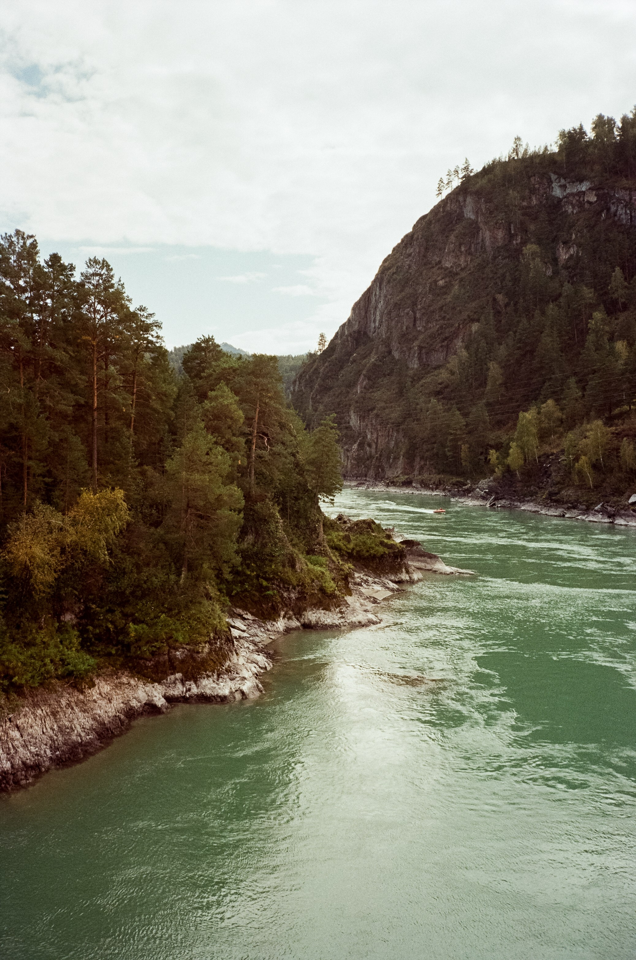 Голубая Катунь и осенний Патмос. Фотограф-документалист Мария Осокина