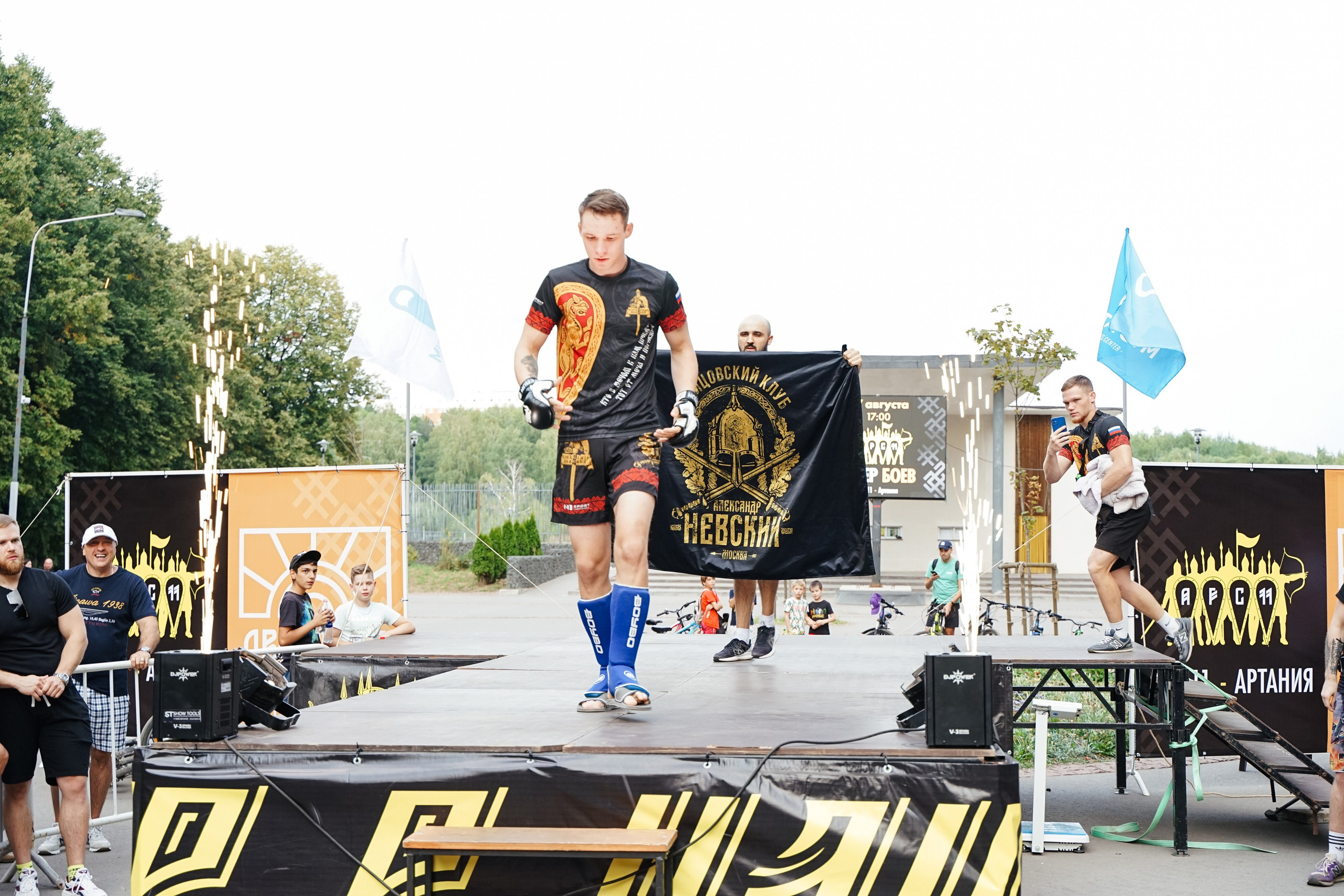 Вечер боев в ЦПКиО. Фотограф Надежда Погребняк | Рязань | Москва