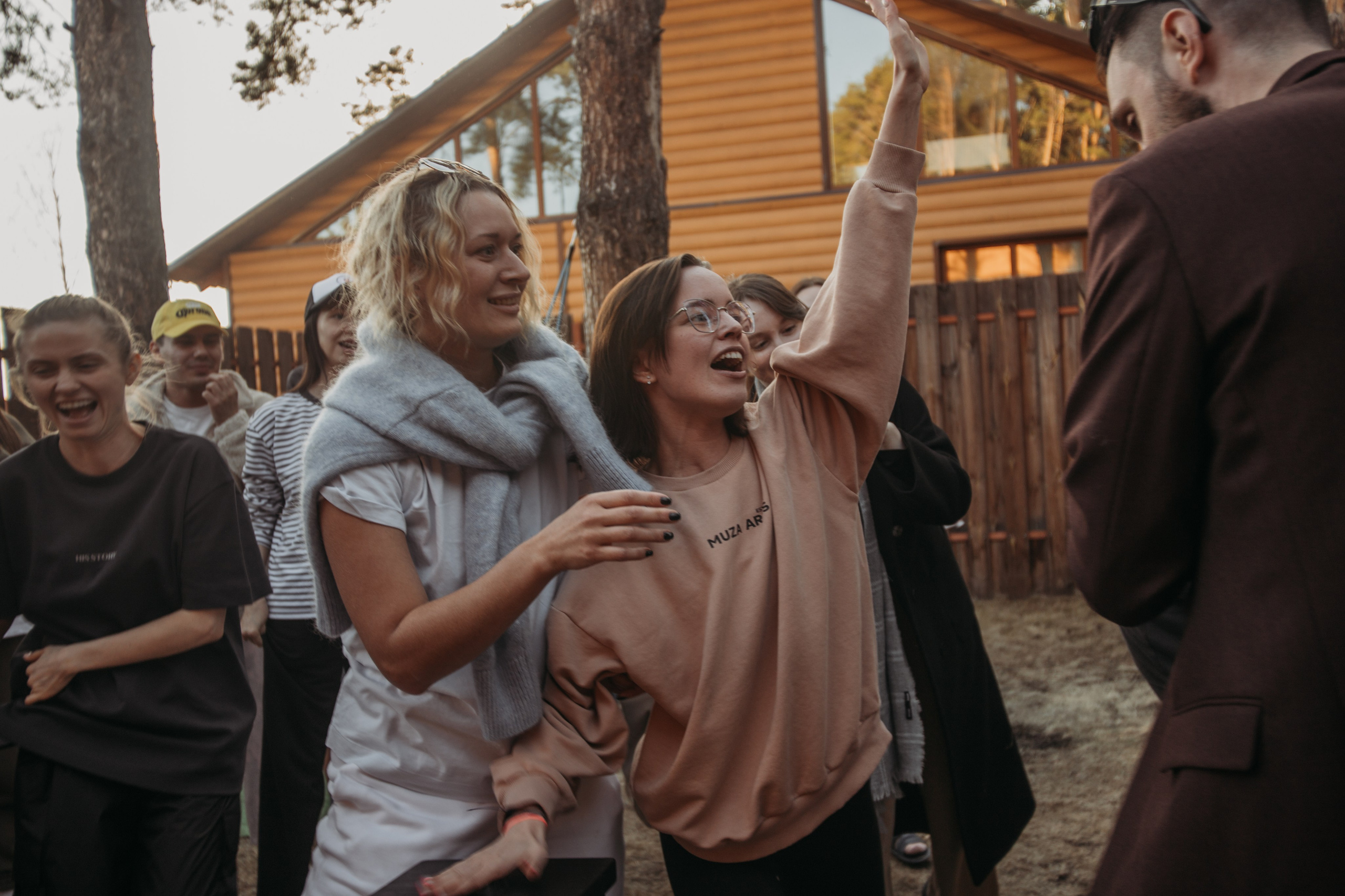 Корпоратив Muza_Arts. Венера Гайн. Репортажный фотограф  Тюмень. Обучение фотографии с 0