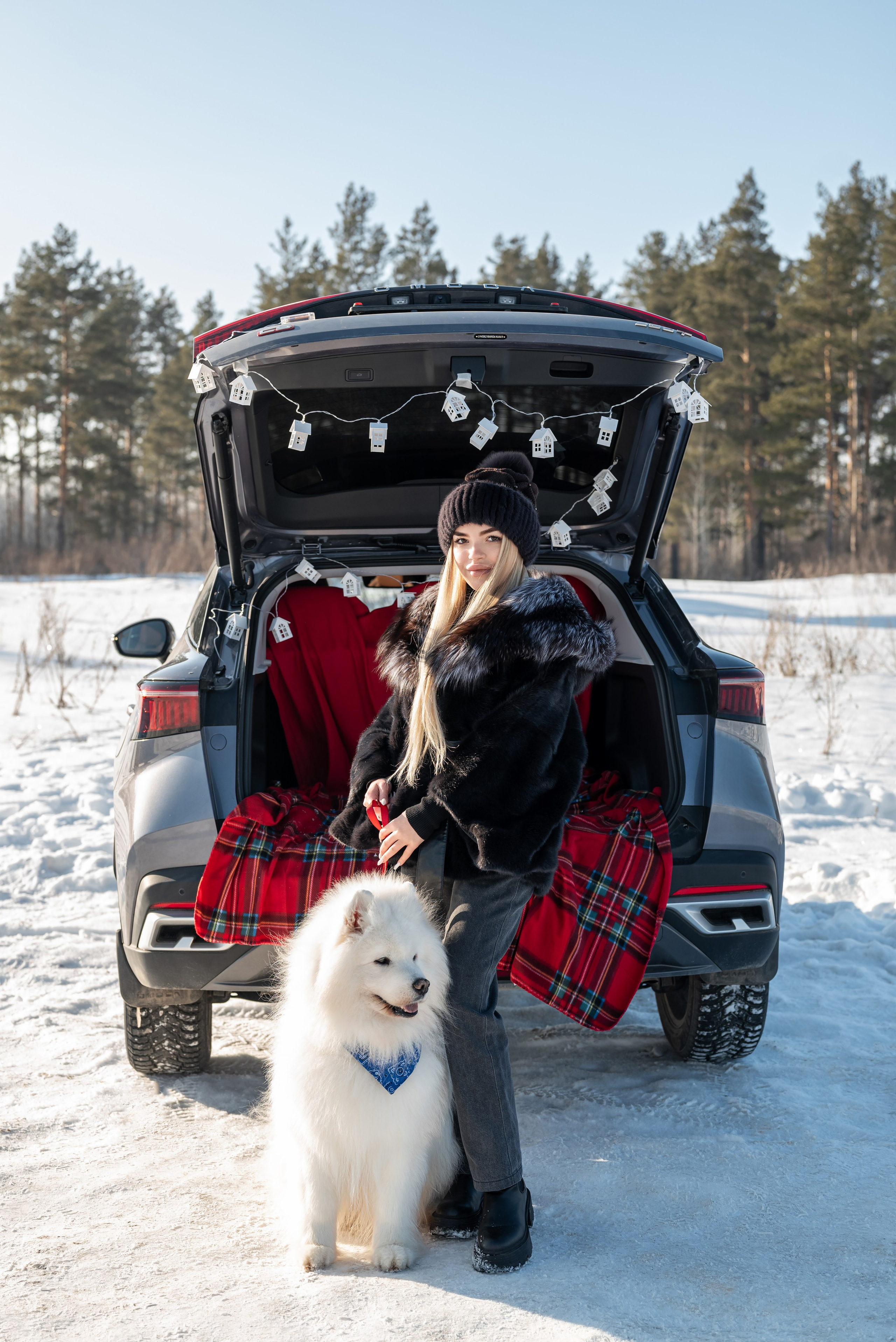 Фотопроект с Платоном и машиной на улице. Фотограф в городе Салават