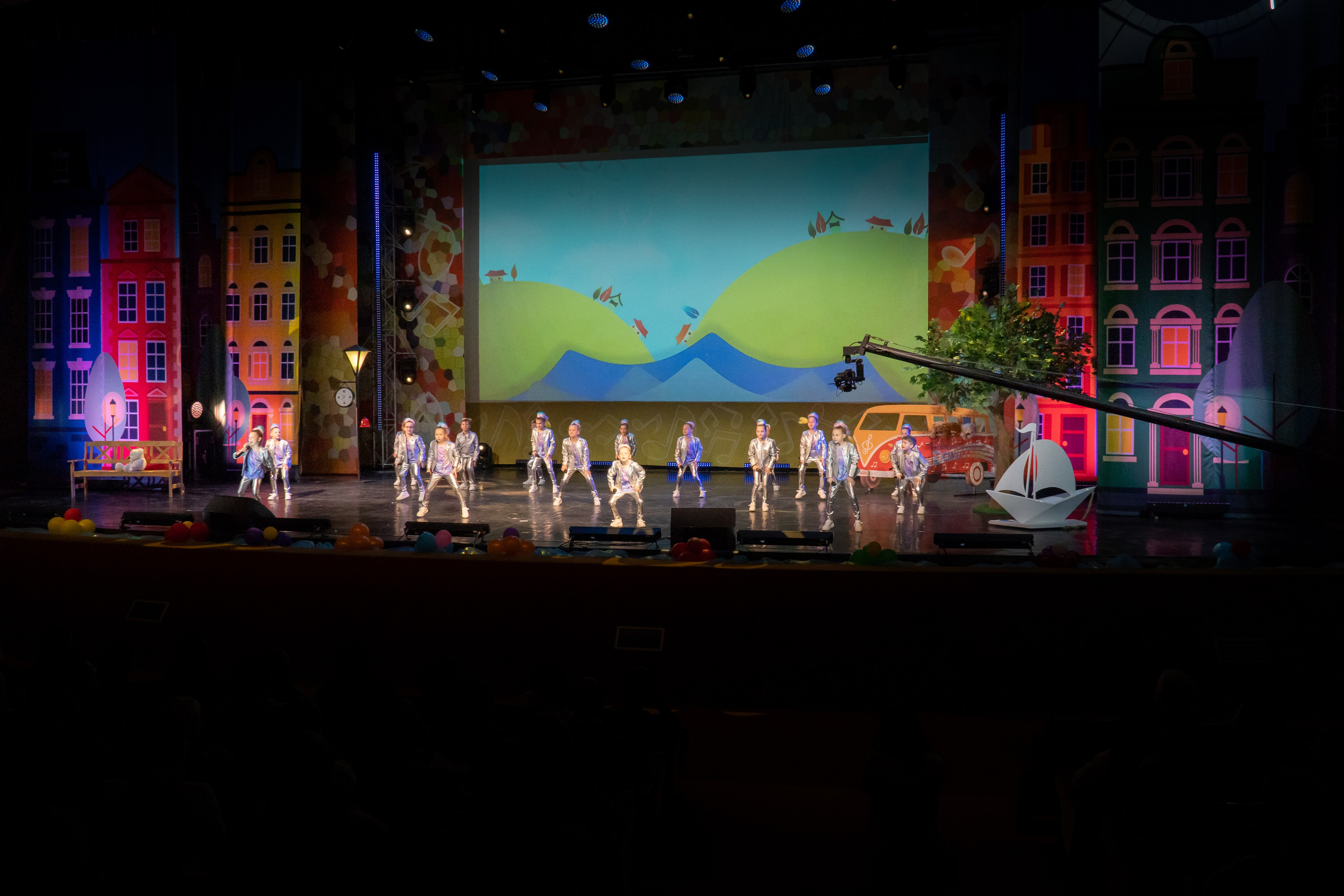 Съёмка концерта для Домисольки, большой концертный зал Космос. «Студия DRONAVT`s» — видеосъёмка и фотография г. Москва