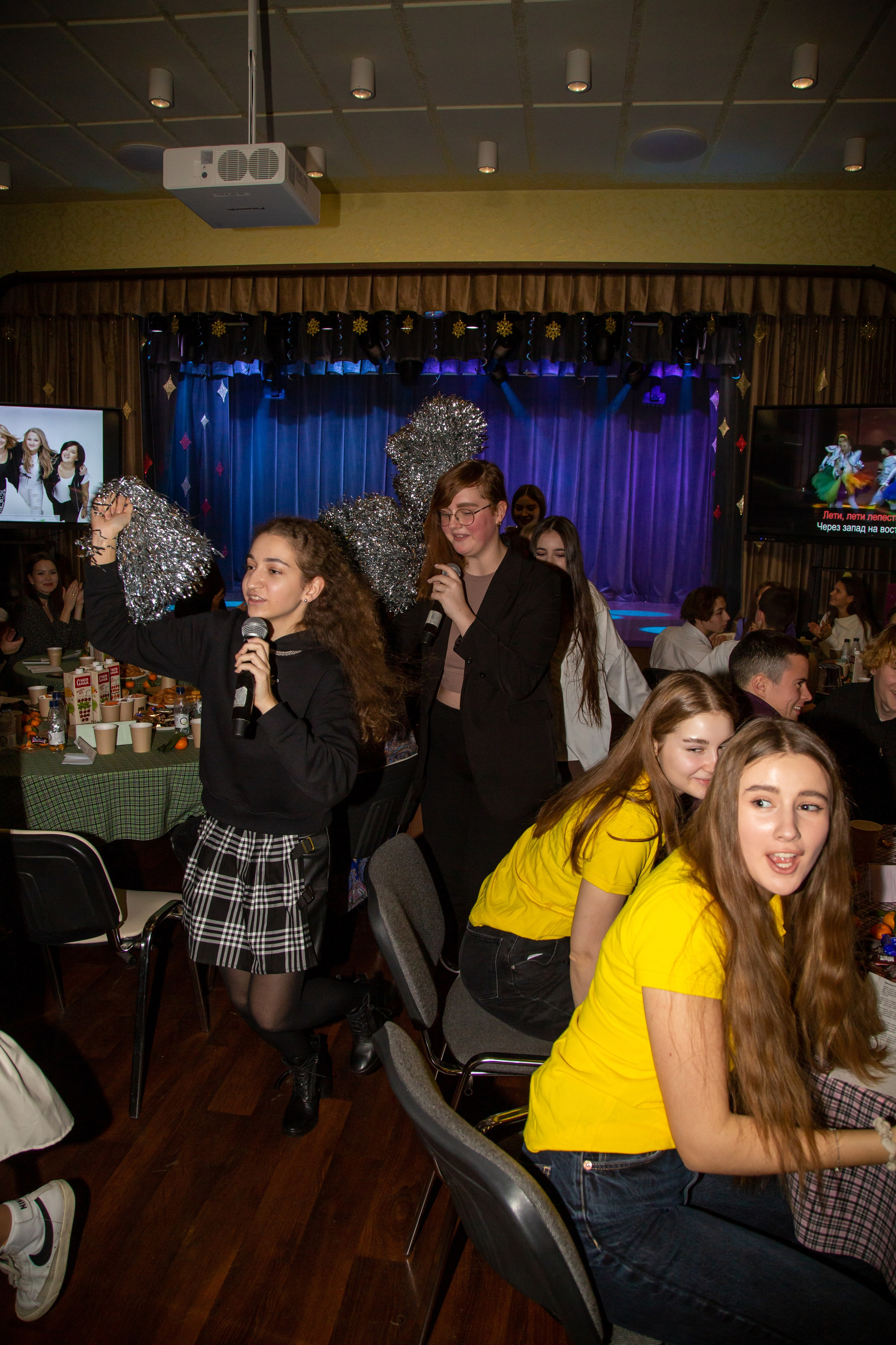 Репортажная съёмка для Домисольки на новый год. «Студия DRONAVT`s» — видеосъёмка и фотография г. Москва