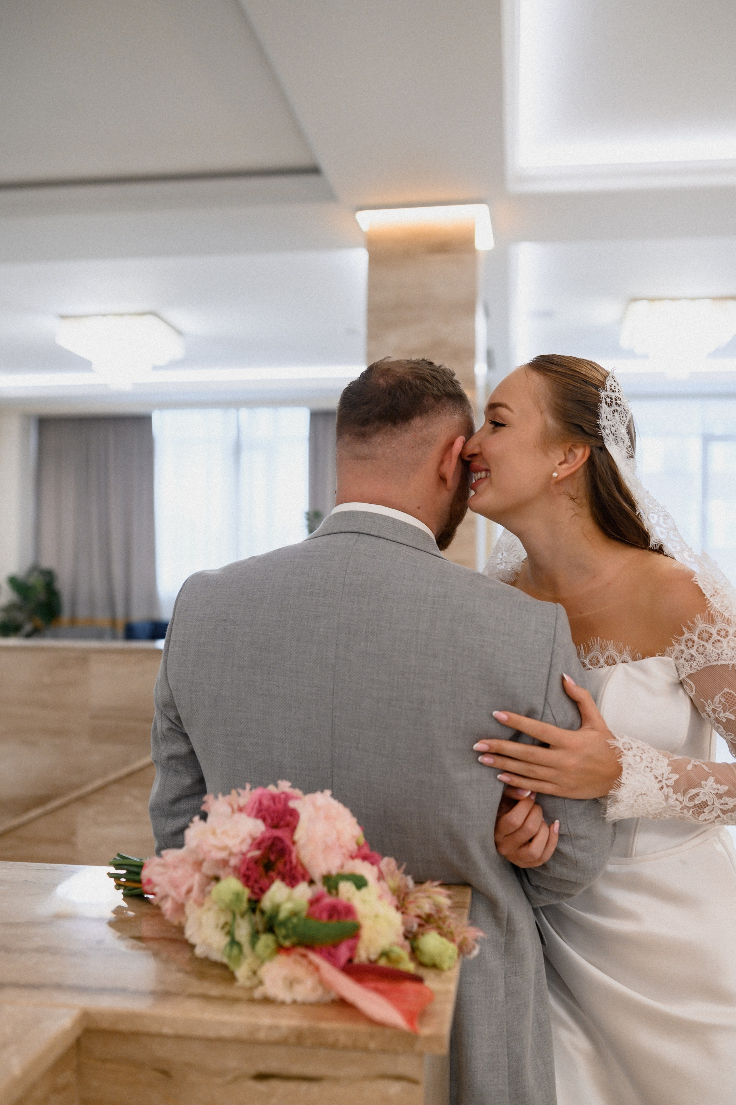 Денис и Даша. Северный речной вокзал. Семейный и свадебный lifestyle-фотограф в Москве Мария Петрова