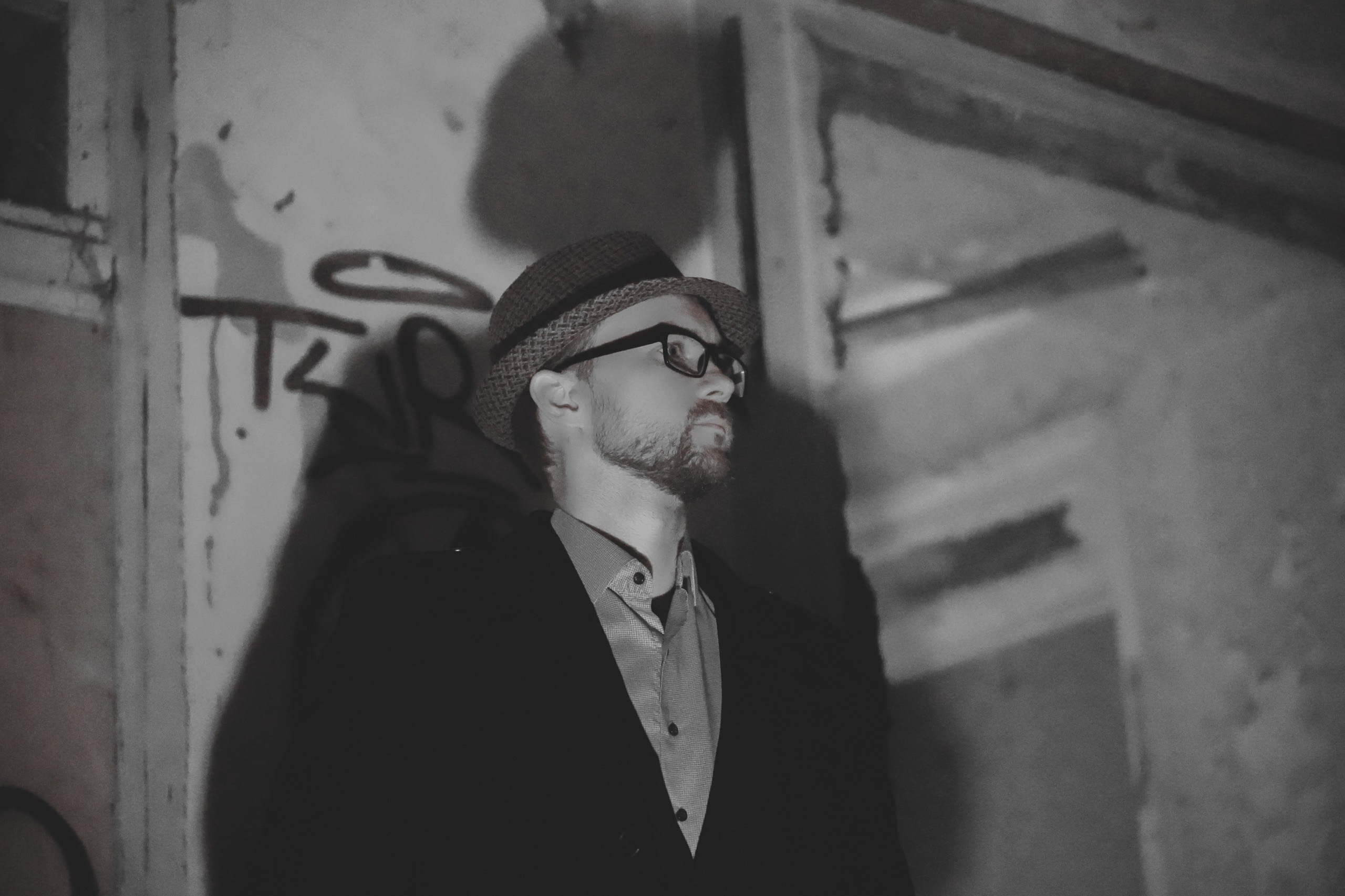 Смутные тени. S8C портретный, уличный и арт фотограф, в Саратовской области и г. Балаково