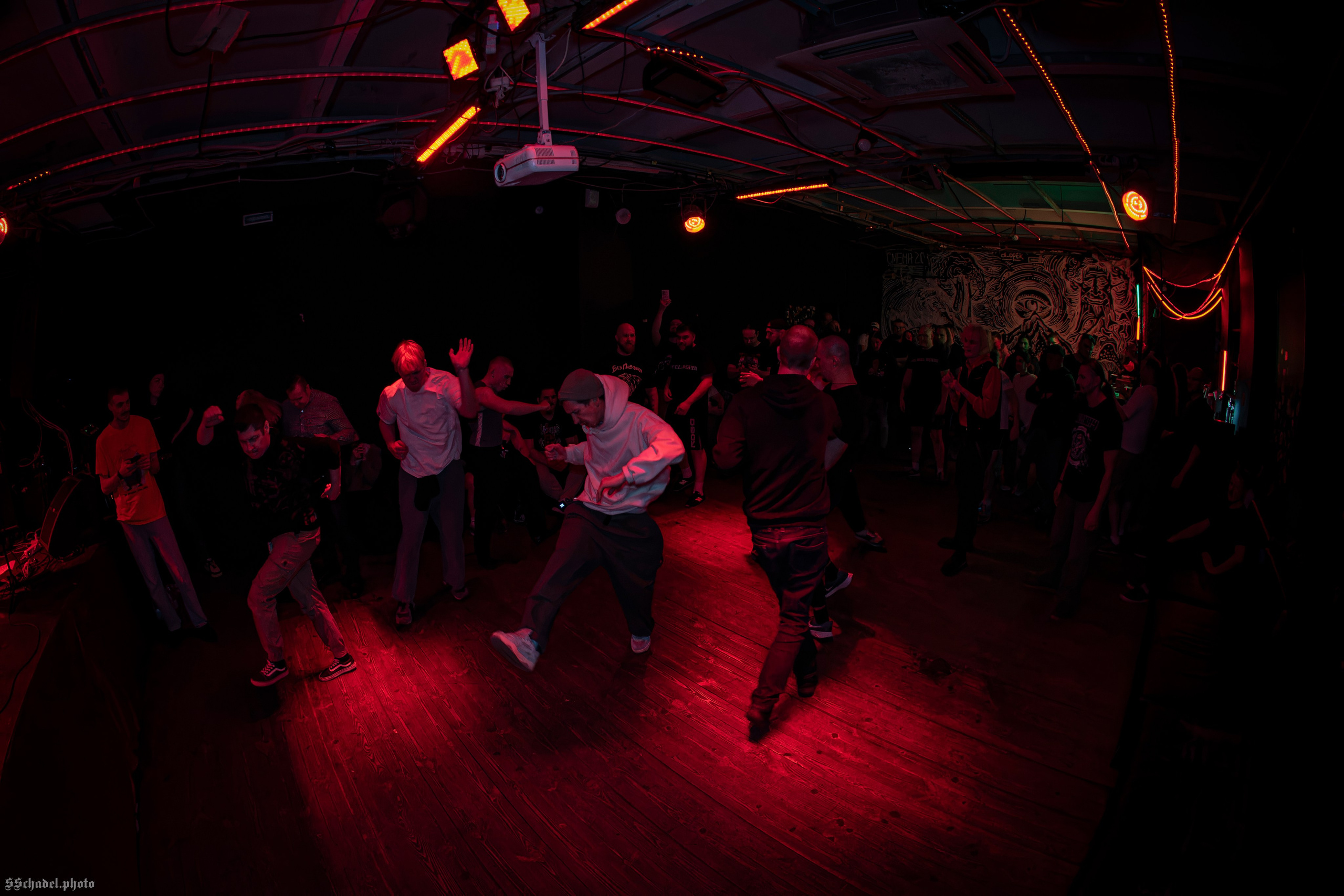 Mayday Massacre: Hardcore vs Death Metal // мошпит 02.05.2025. We will make everything metal!