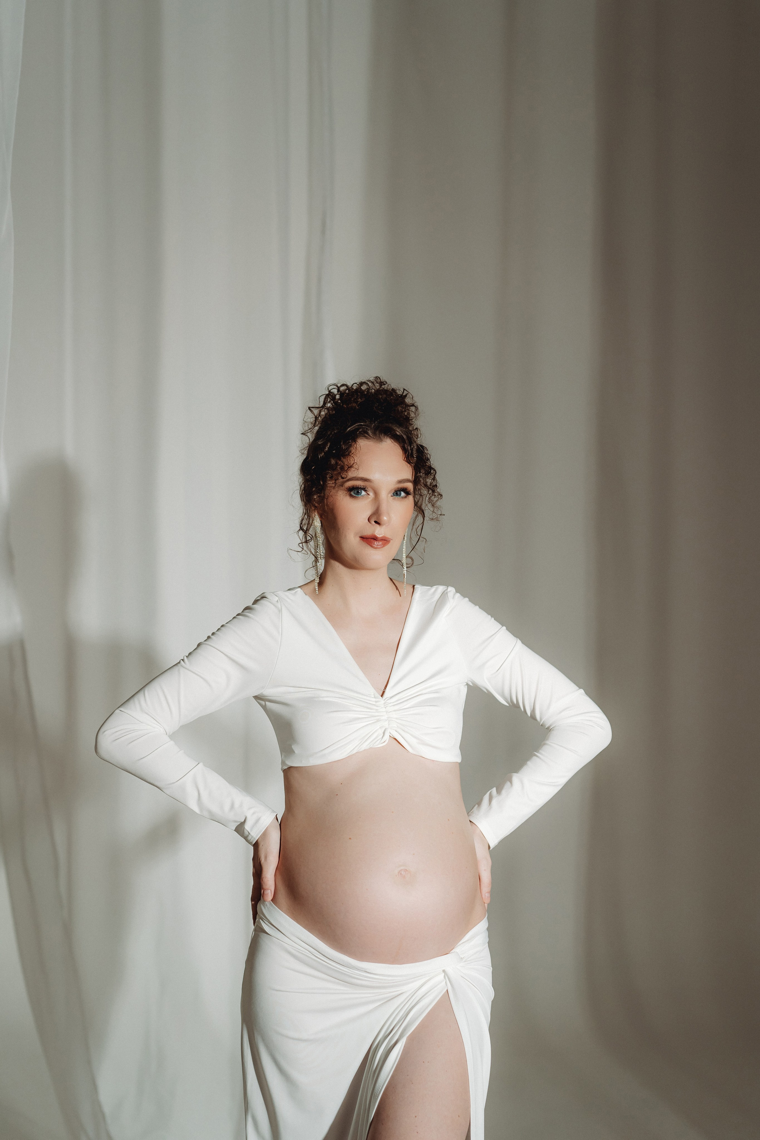 В студии. Семейный и контент фотограф в Красноярске Власова Екатерина