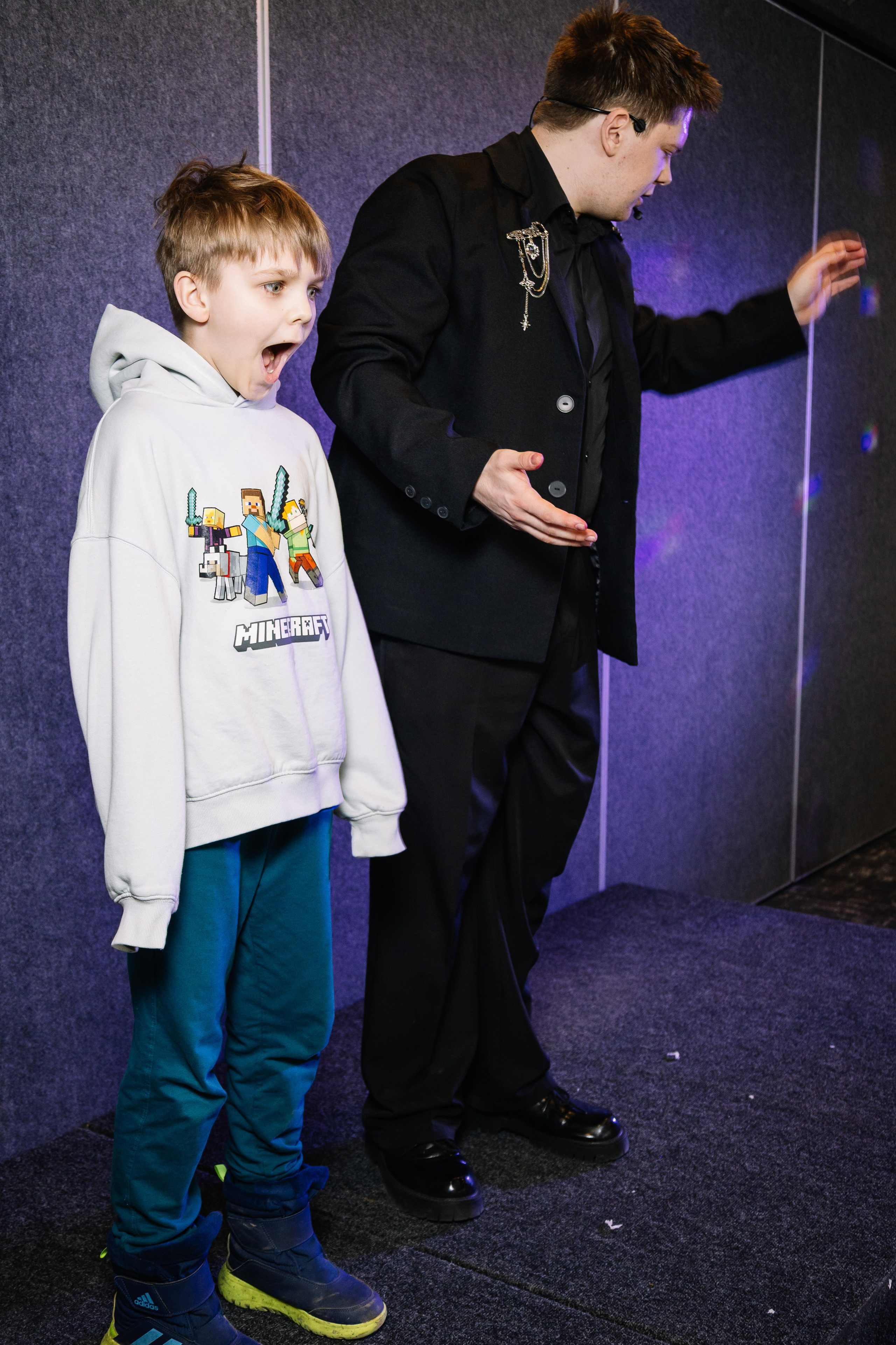 Москва. Фокусник Константин Загузин. 22.03.26. Валерия, репортажный фотограф в г. Москва и г. Владикавказ