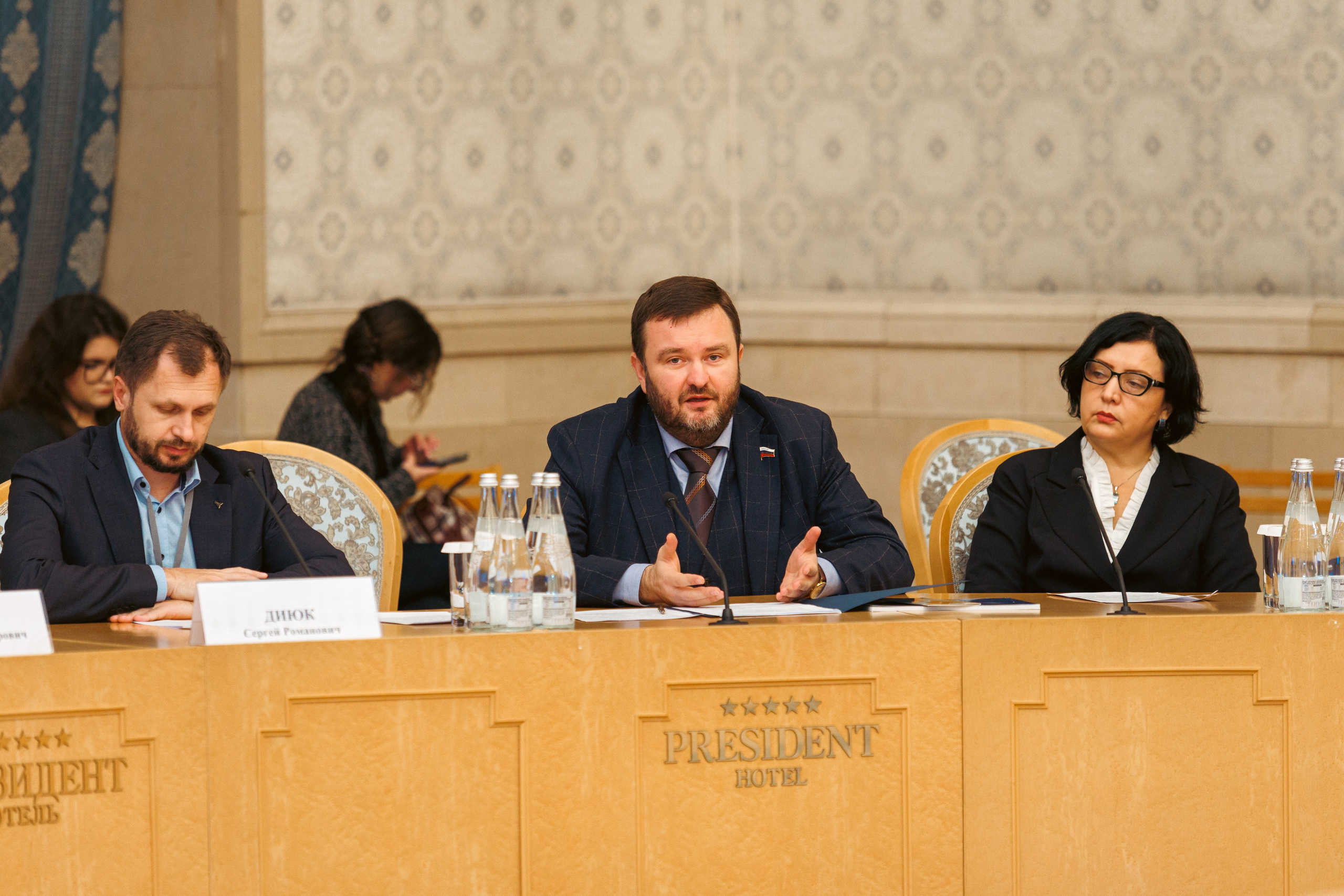 Фотосъёмка конференции деловые встречи. Фотограф на мероприятие в Москве Марик