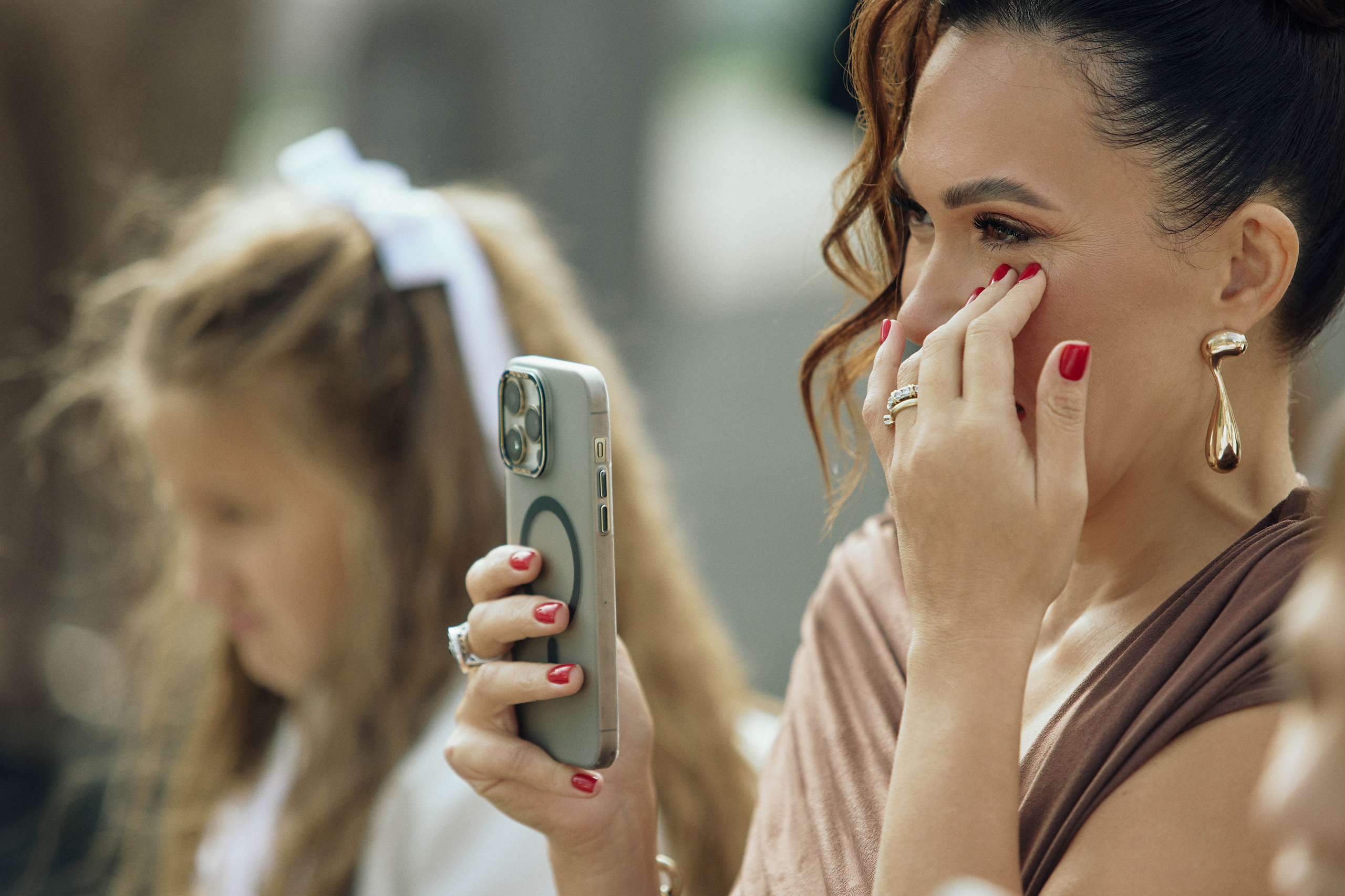 PEARL. Дмитрий Мазуркевич: Профессиональный Репортажный Фотограф