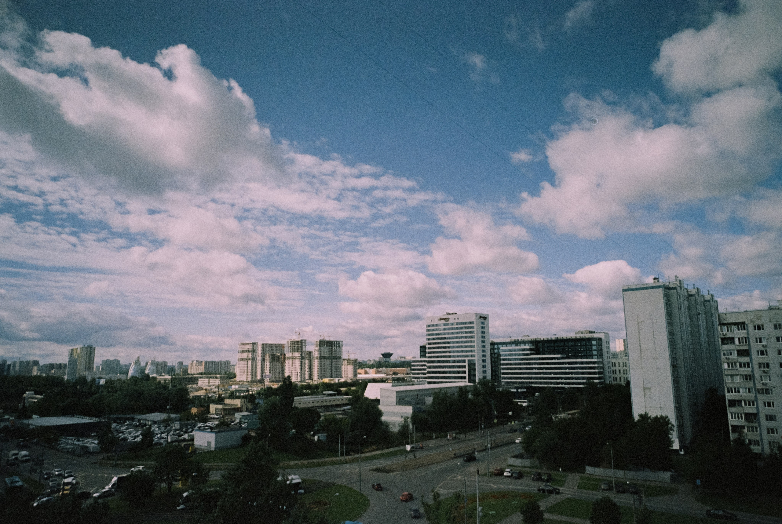 Contax G1 — Carl Zeiss Biogon T* 21 mm f2.8 | Kodak ProImage 100 | Лукино, Строгино